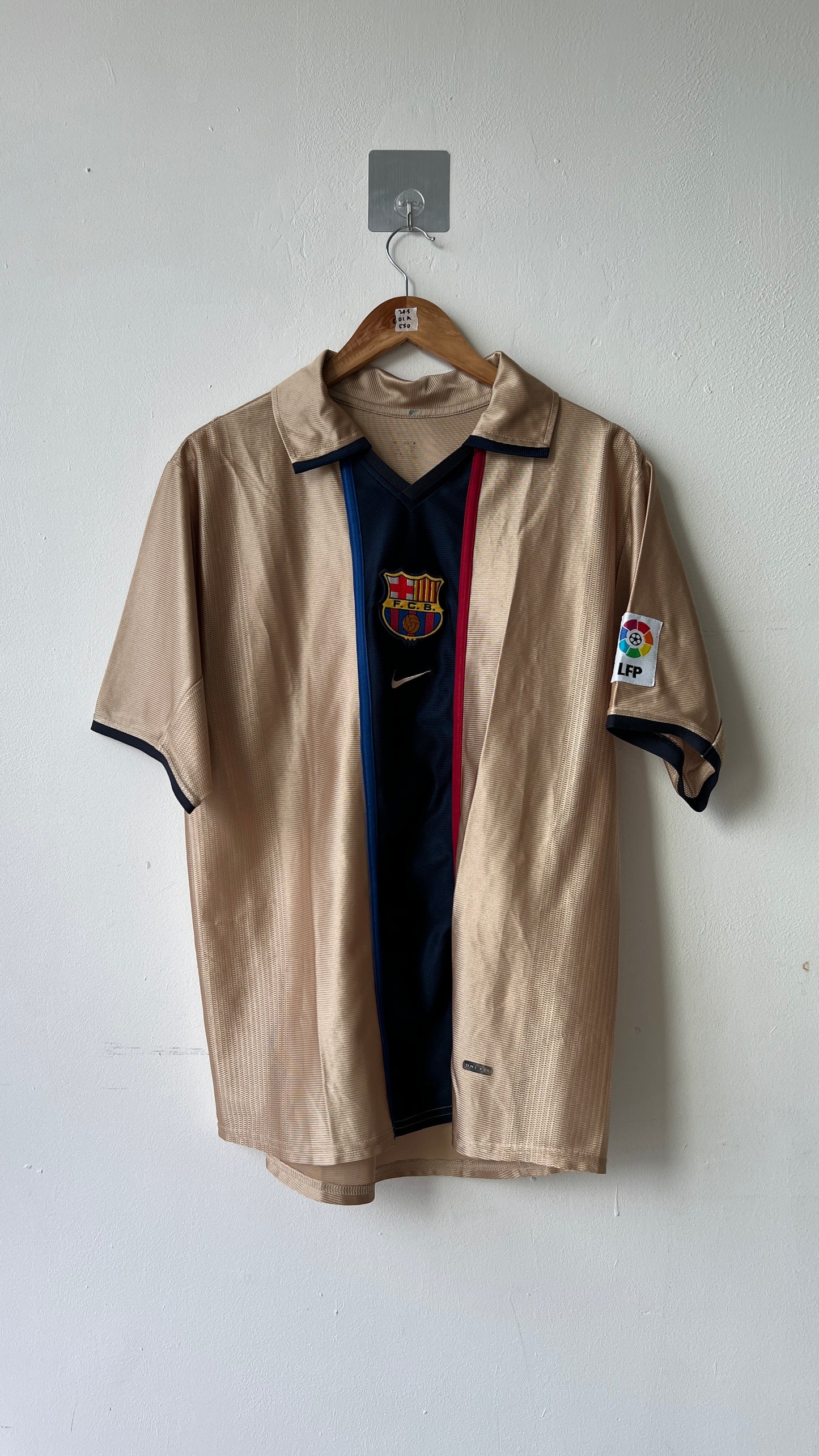 Barcelona 2001-03 Away Shirt Rivaldo #10 (M)