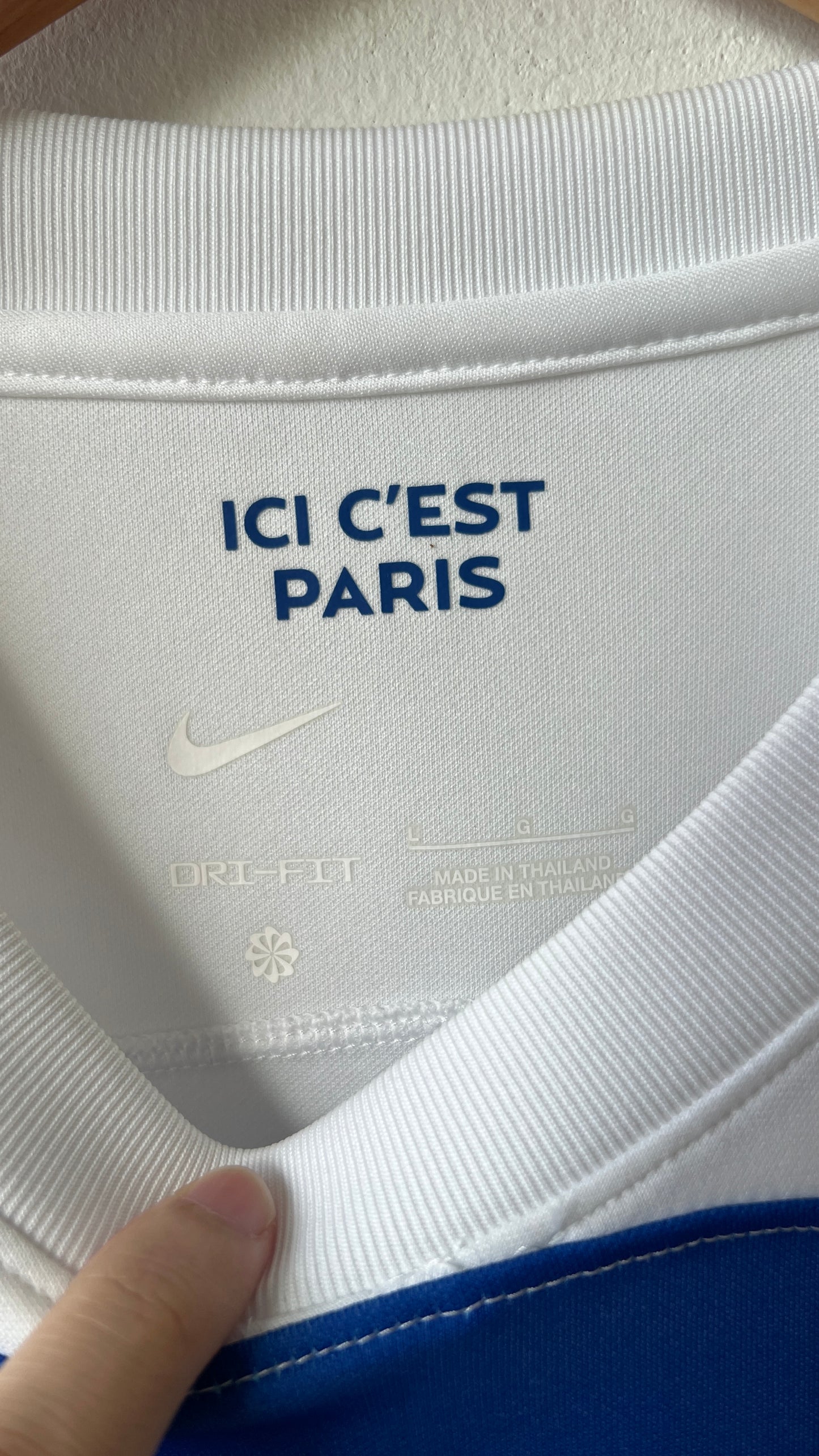 PSG 2022-23 Third Shirt Neymar JR. #10 (L) (Brand New)
