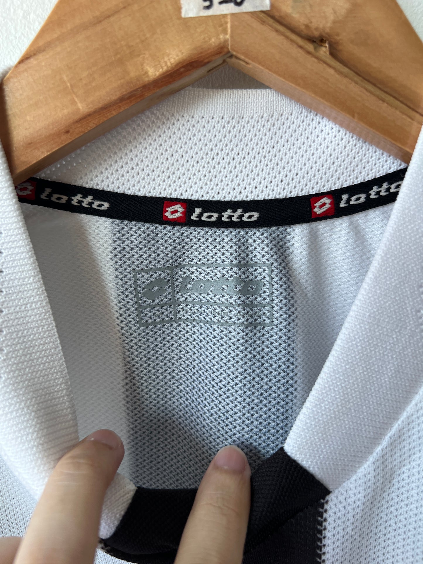 Juventus 2002-03 Home Shirt Conte #8 (M fits L)