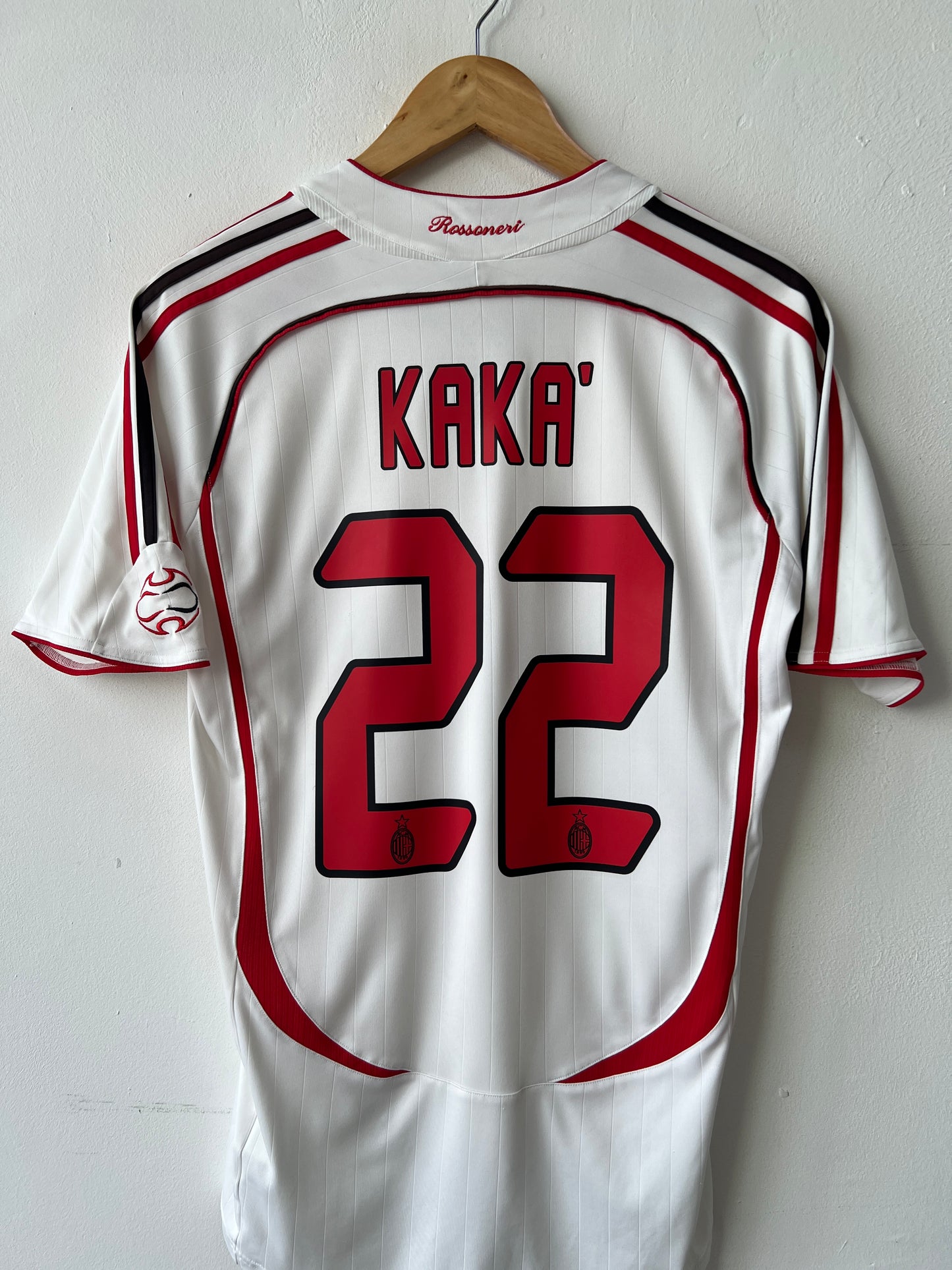 (S fits M) AC Milan 2006-07 Away Shirt Kaka #22