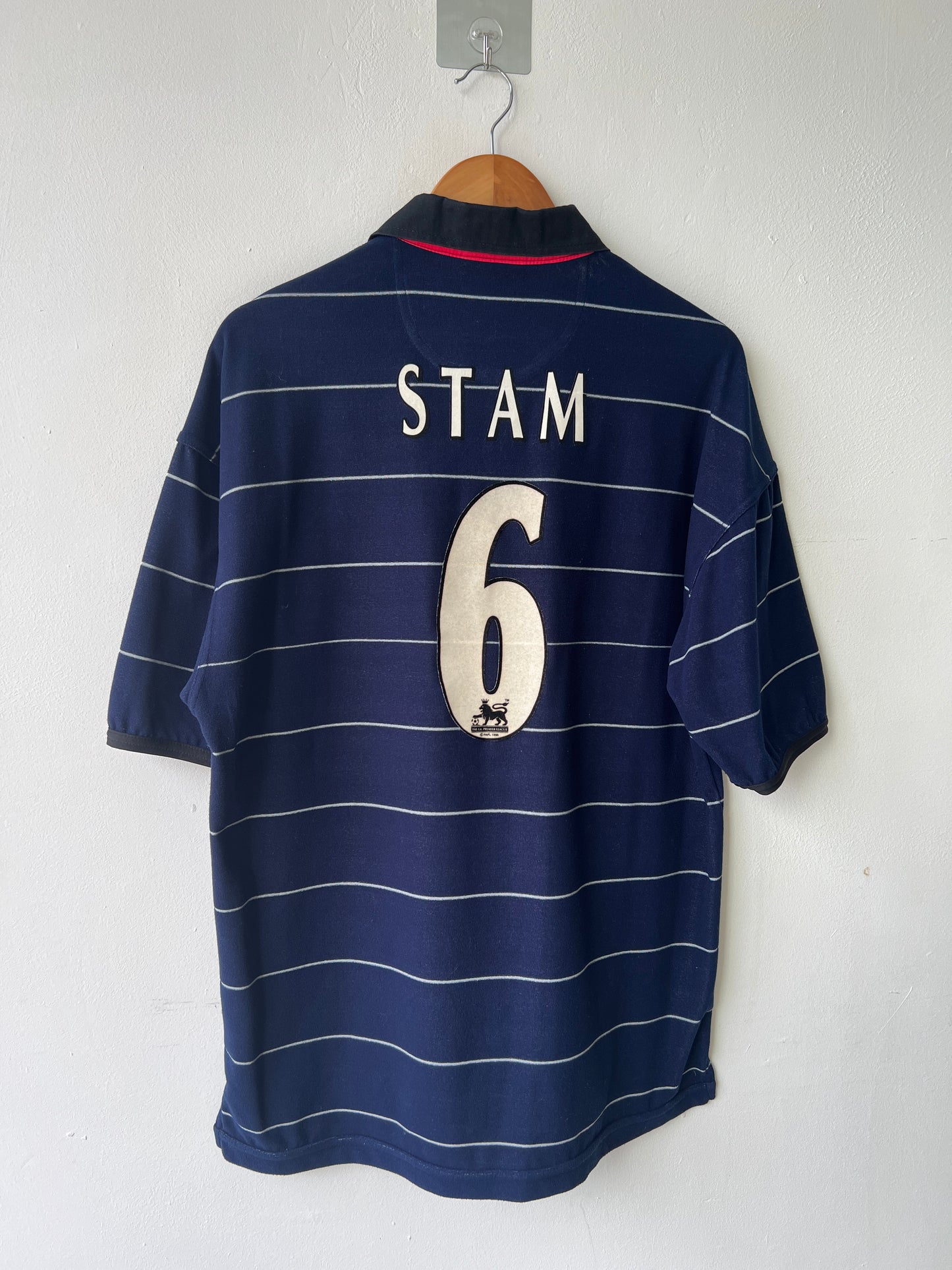 (L) Manchester United 1999-00 Away Shirt Stam #6