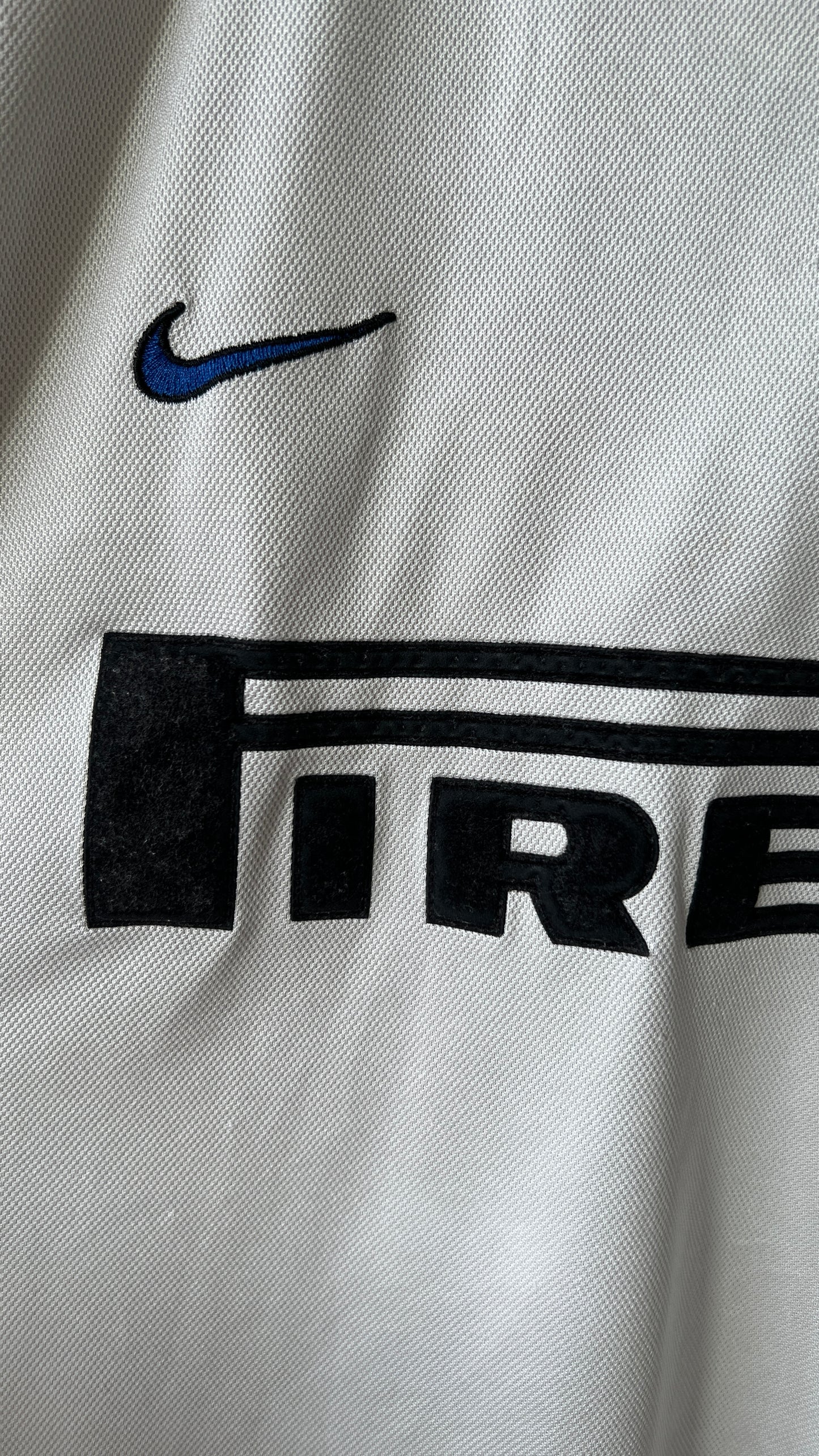 Inter Milan 1999-00 Away Shirt Ronaldo #9 (XL)