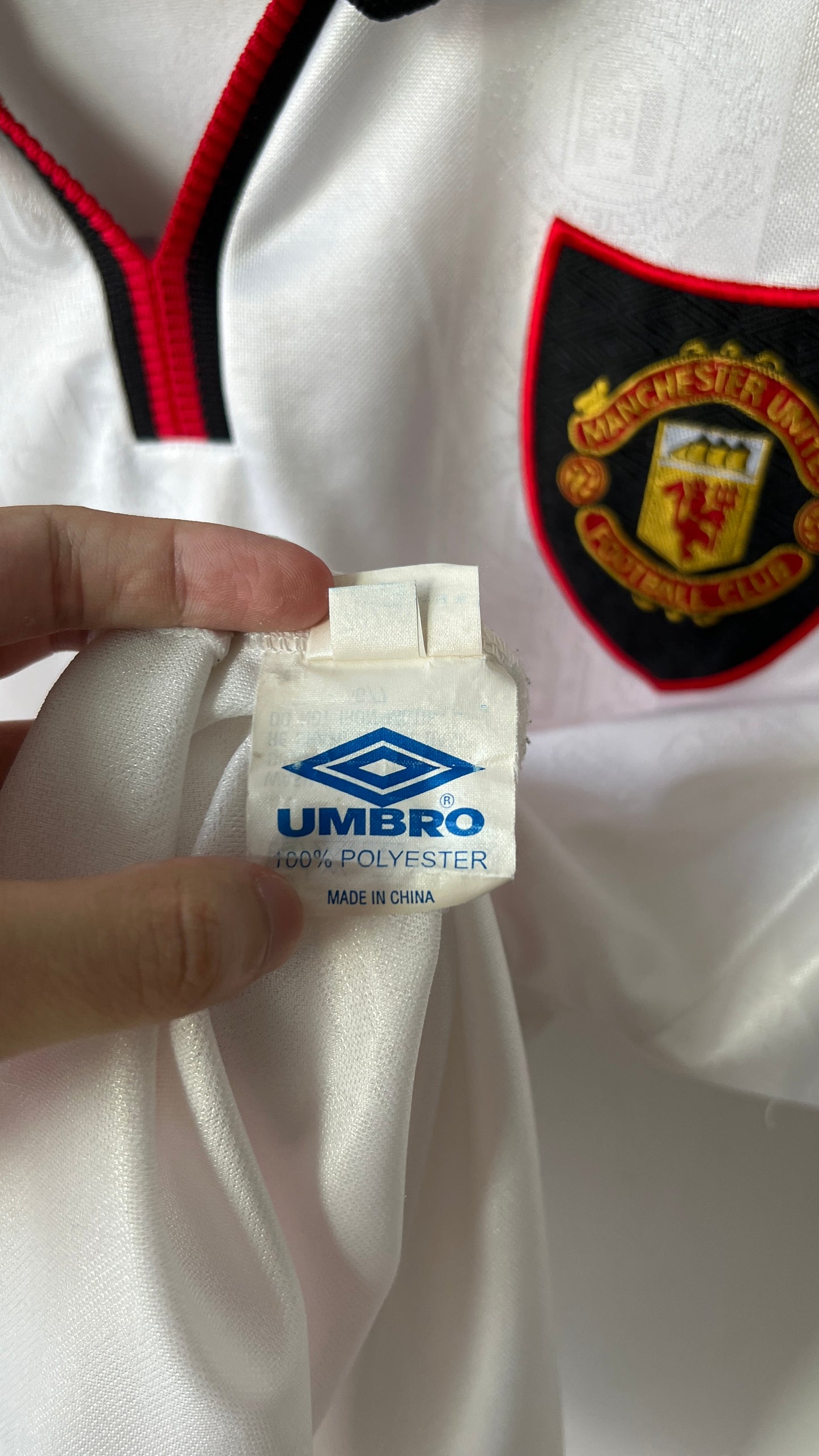 Manchester United 1997-99 Away Shirt Beckham #7 (M)
