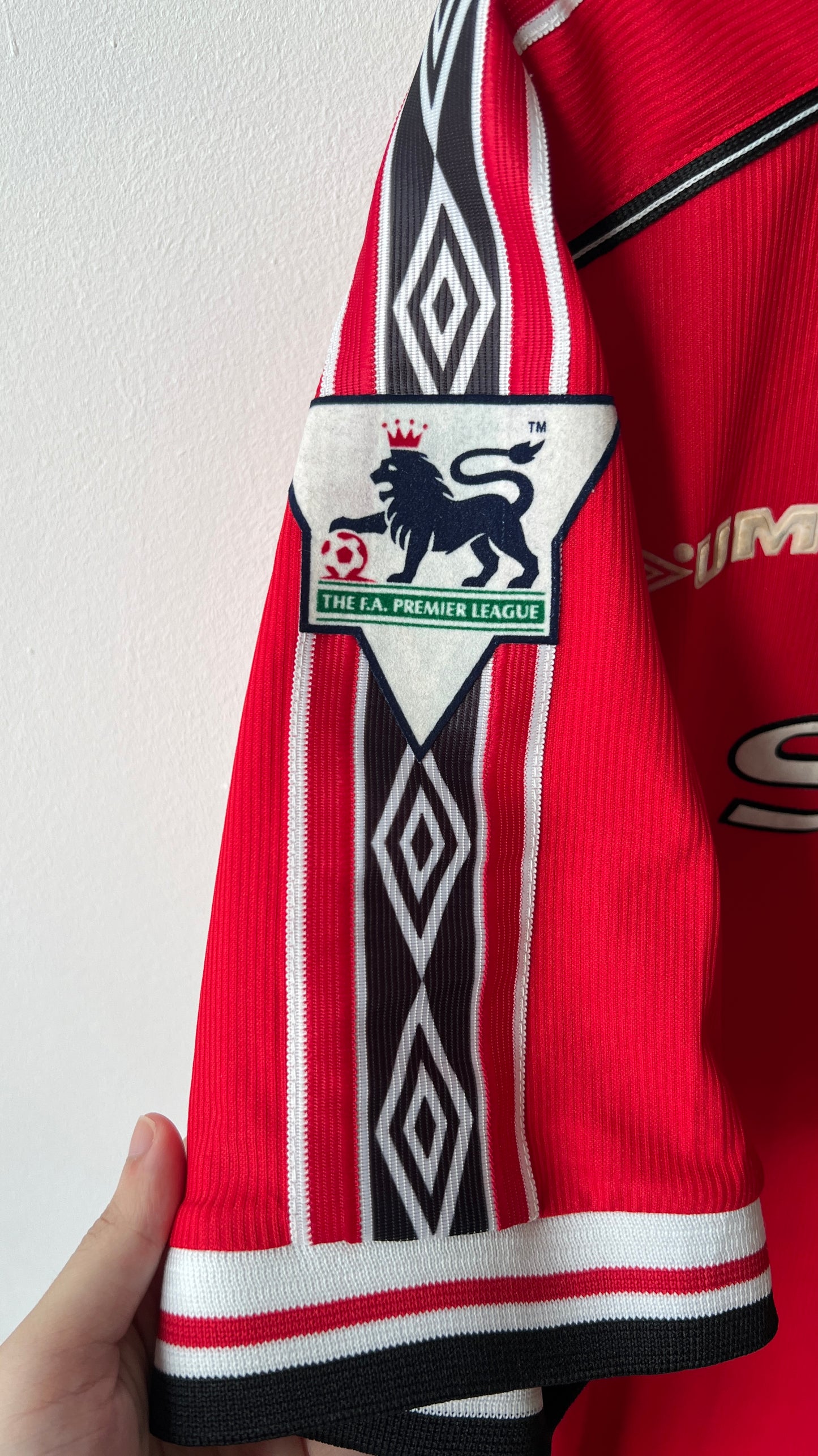 Manchester United 1998-00 Home Shirt Keane #16 (XL)