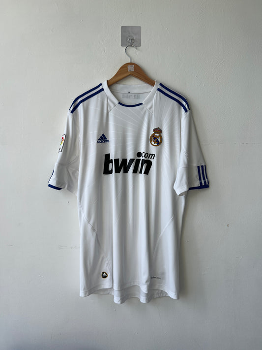 (XL) Real Madrid 2010-11 Home Shirt Ronaldo #7