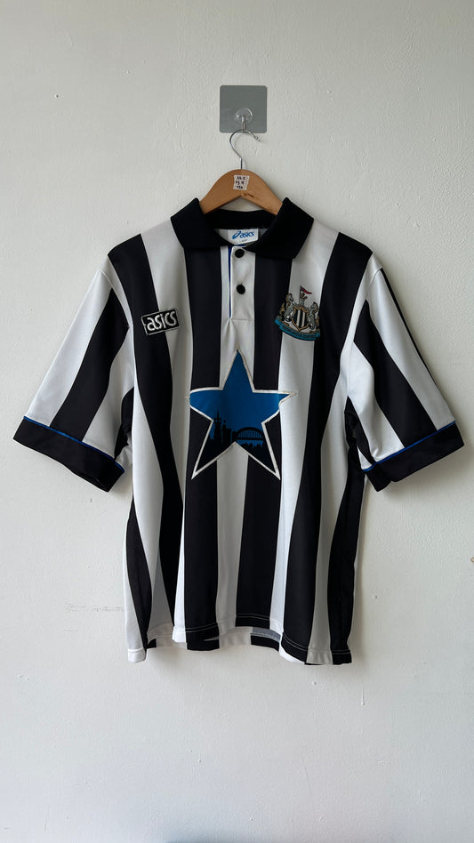Newcastle 1993-95 Home Shirt Cole #9 (L)
