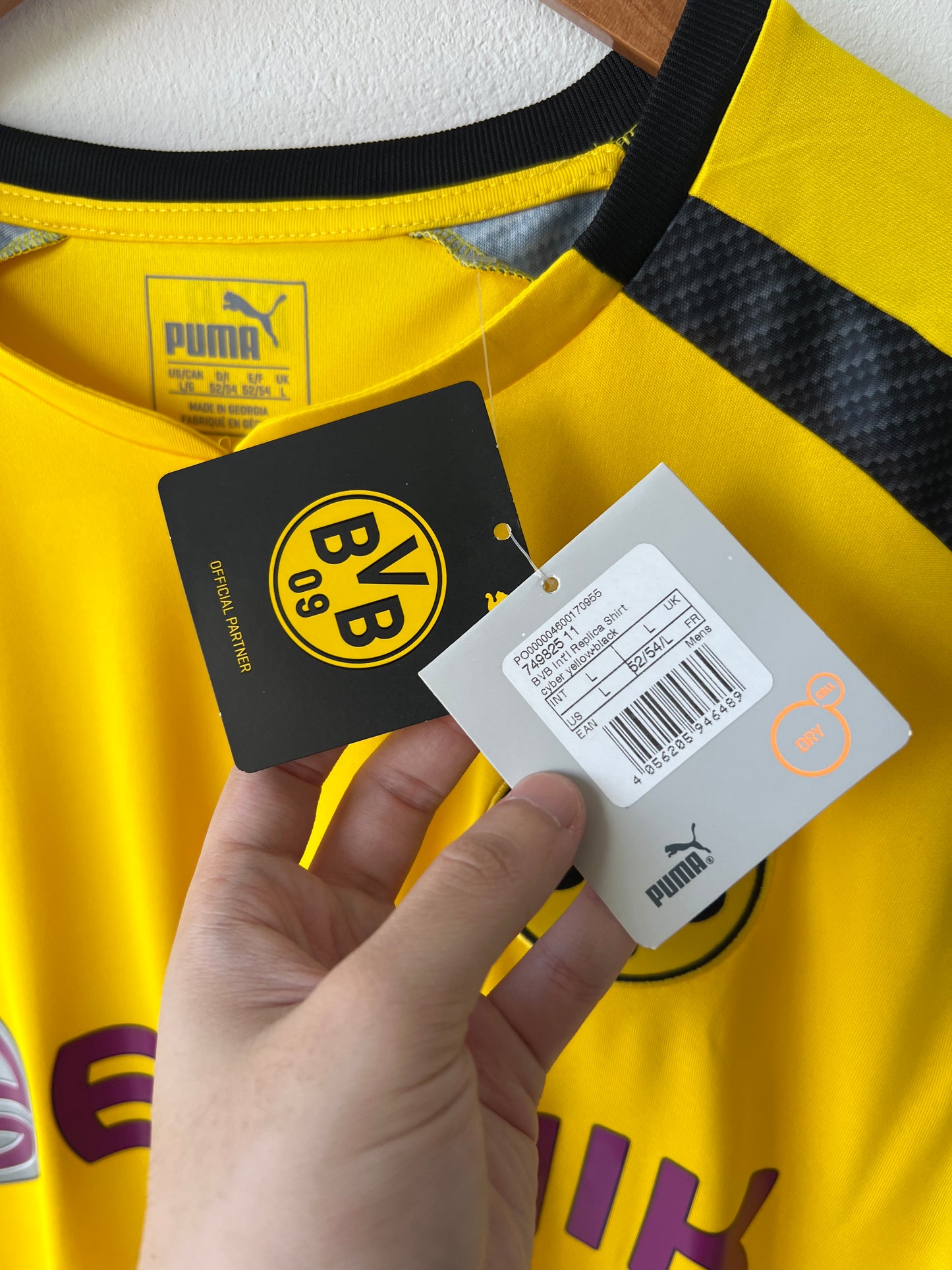 Borussia Dortmund 2016-17 Home Shirt Isak #14 (Brand New) (L)