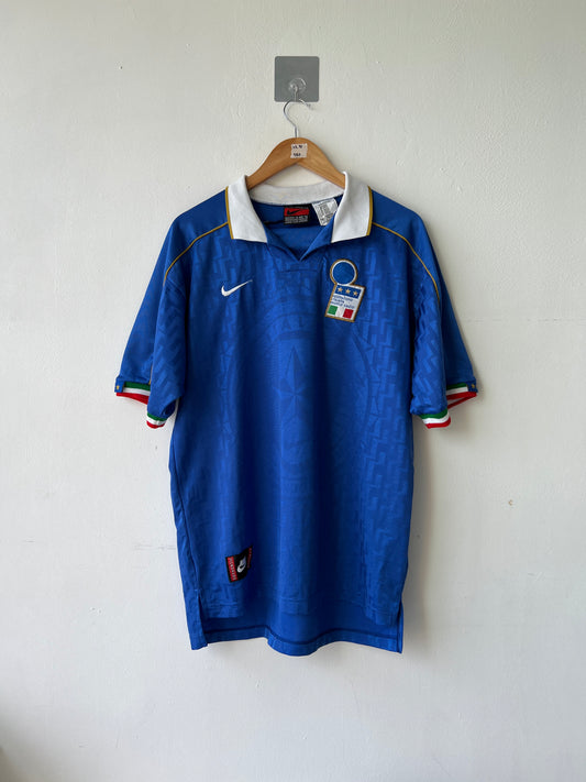 (L) Italy 1995 Home Shirt R. Baggio #10