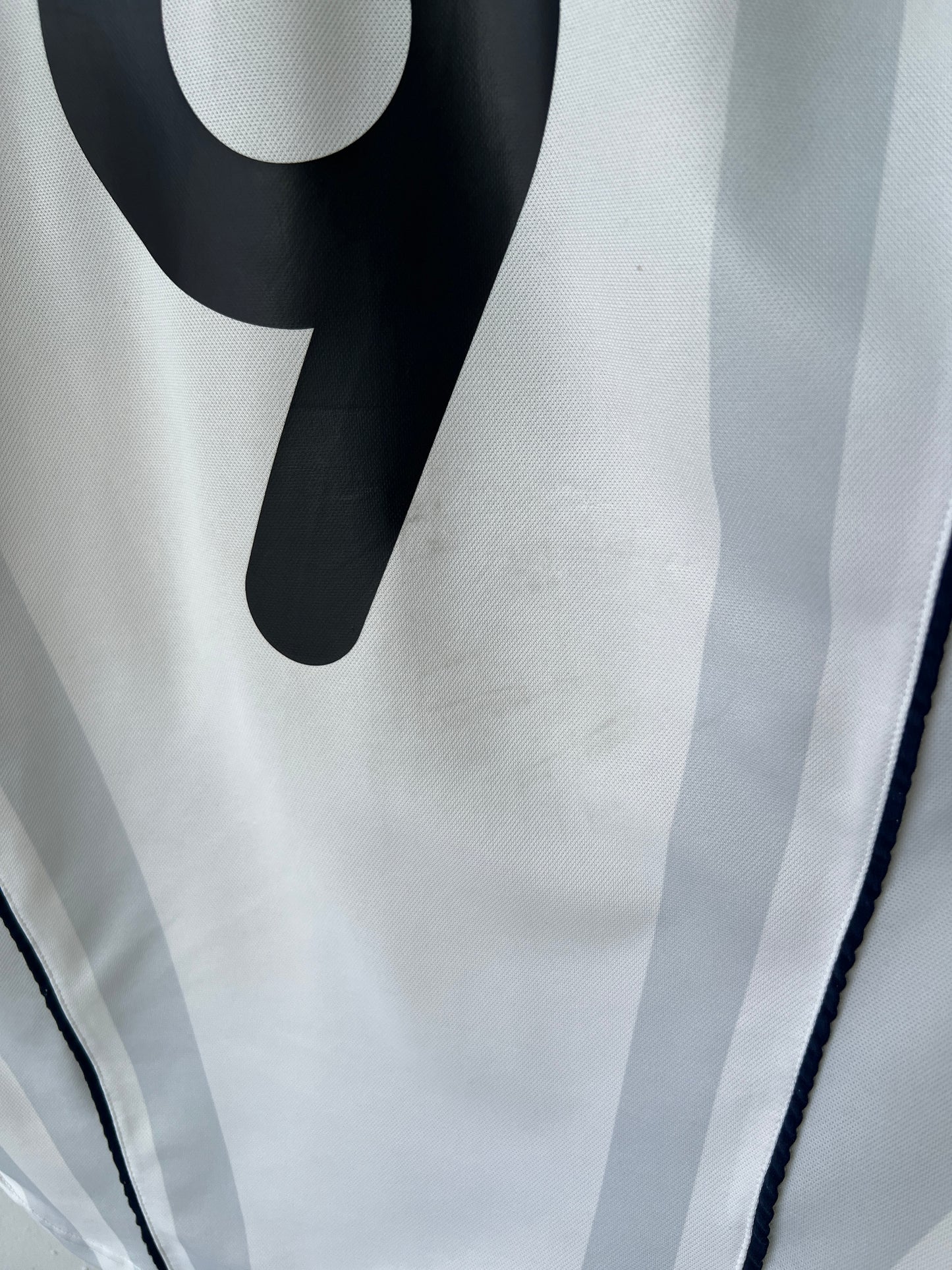 (M) Inter Milan 2001-02 Away Shirt Ronaldo #9