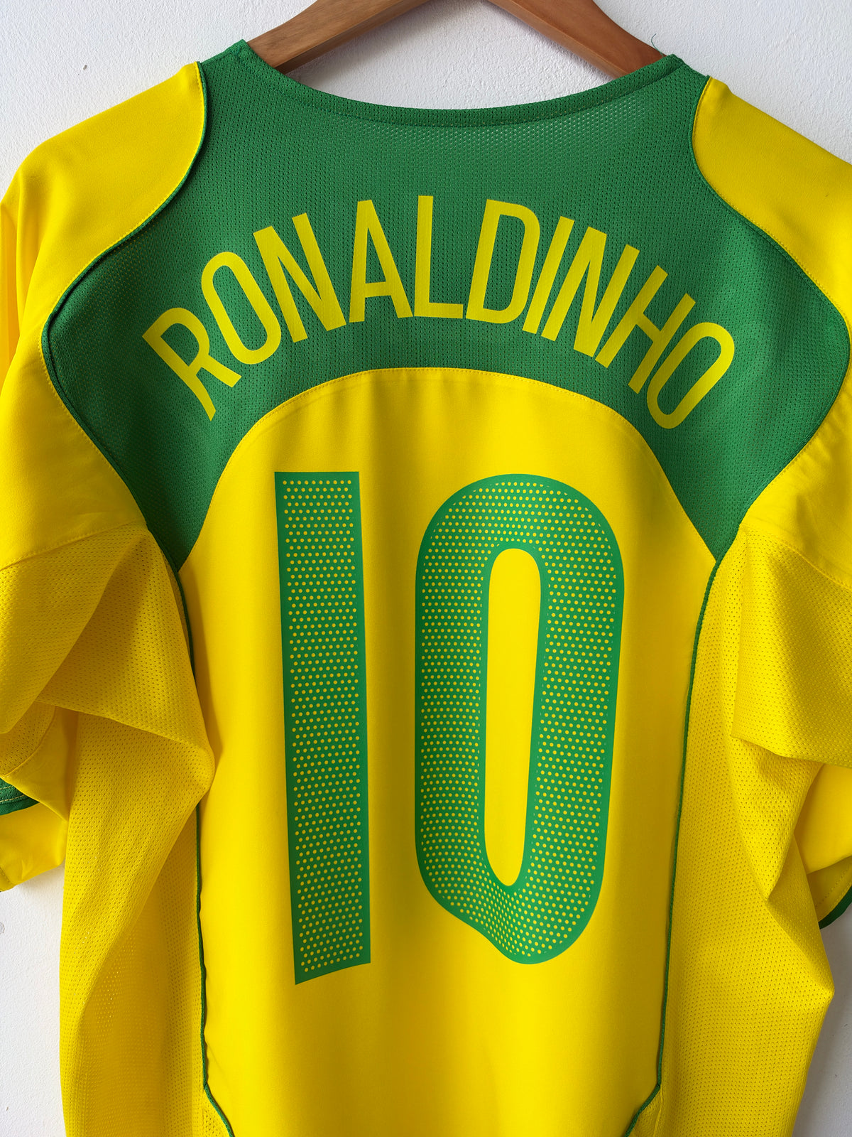 (L) Brazil 2004-06 Home Shirt Ronaldinho #10