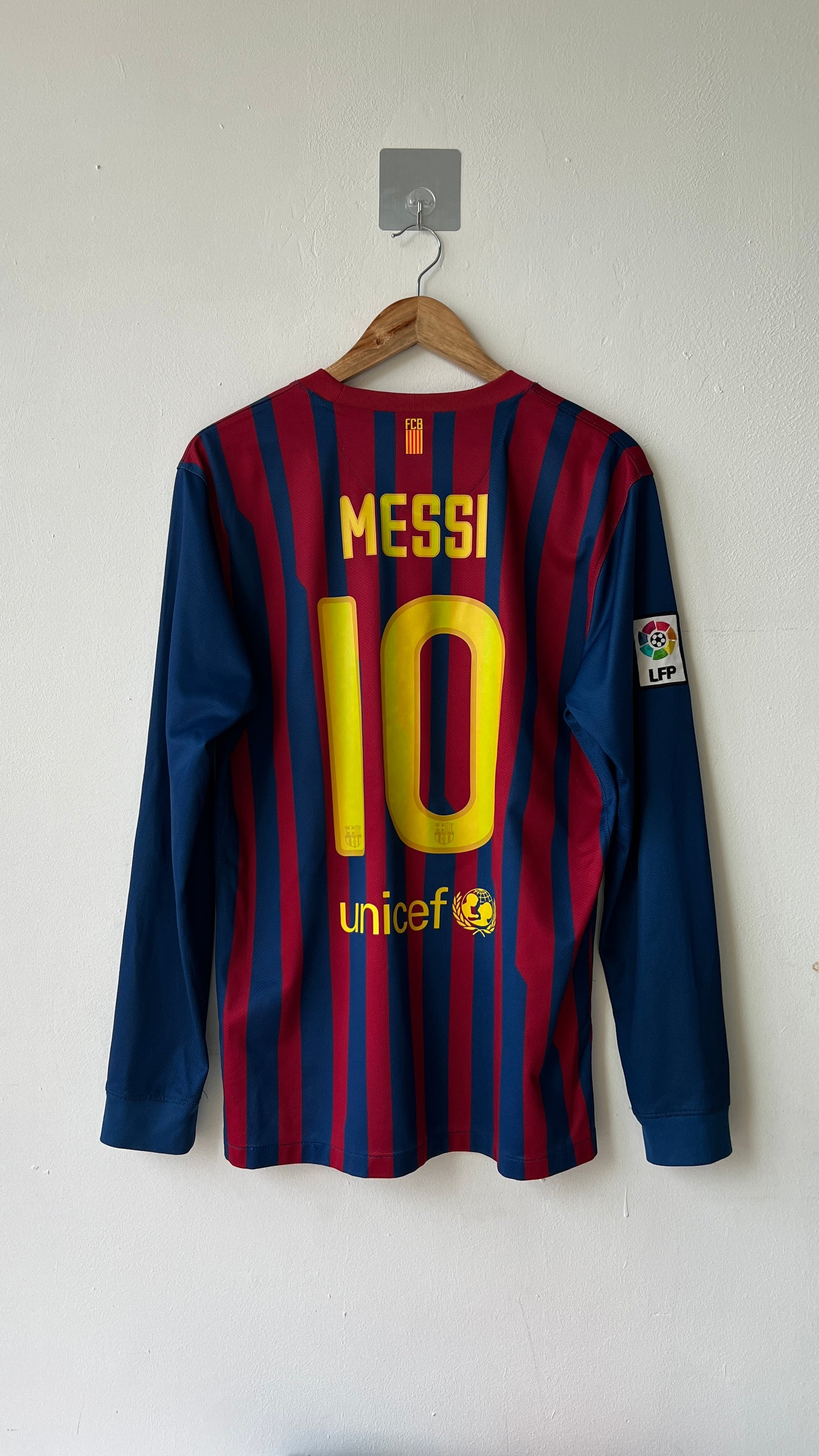 Barcelona 2011-12 Home L/S Shirt Messi #10 (M)