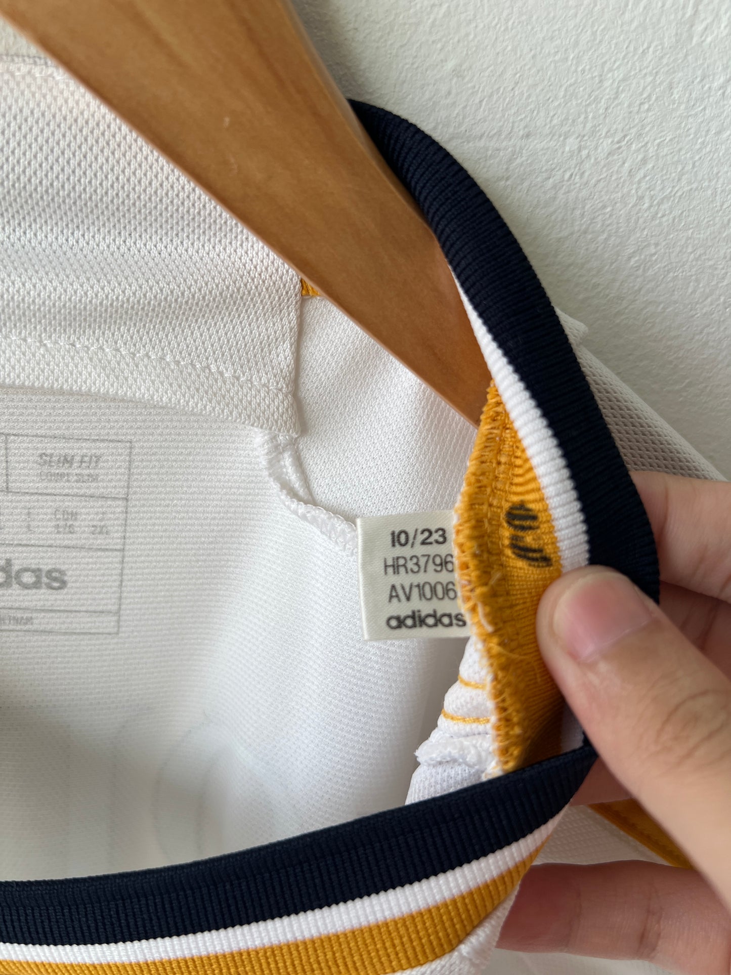 (L) Real Madrid 2023-24 Home Shirt Modric #10