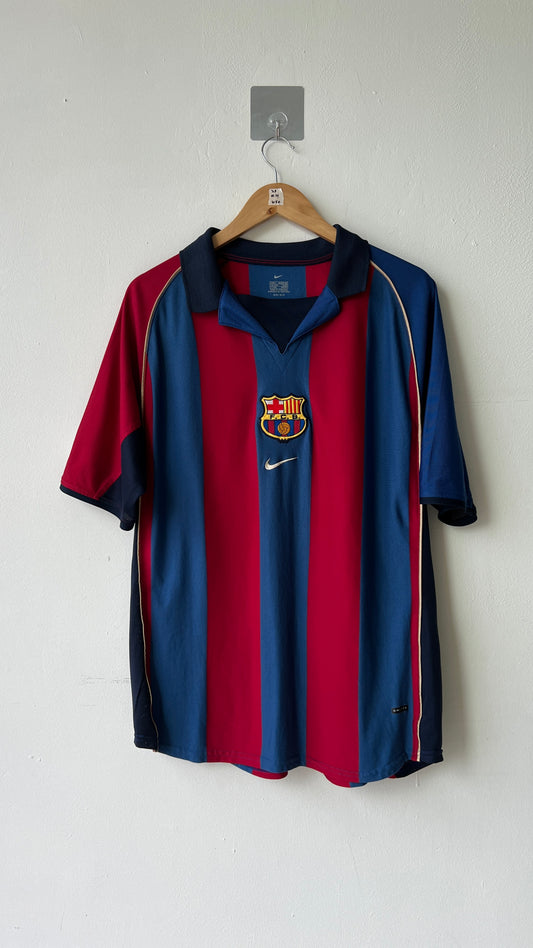 Barcelona 2001-02 Home Shirt Kluivert #9 (L)
