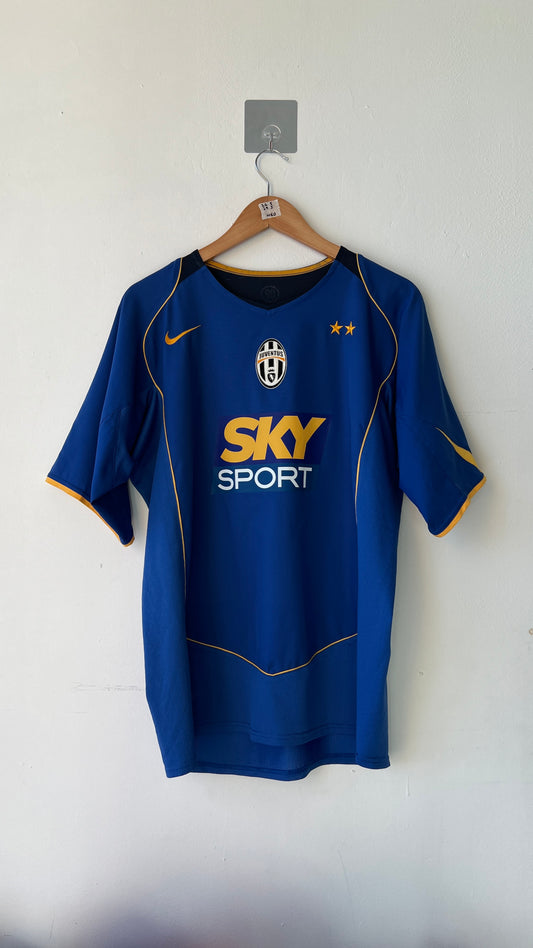 Juventus 2004-05 Third Shirt Ibrahimovic #9 (L)