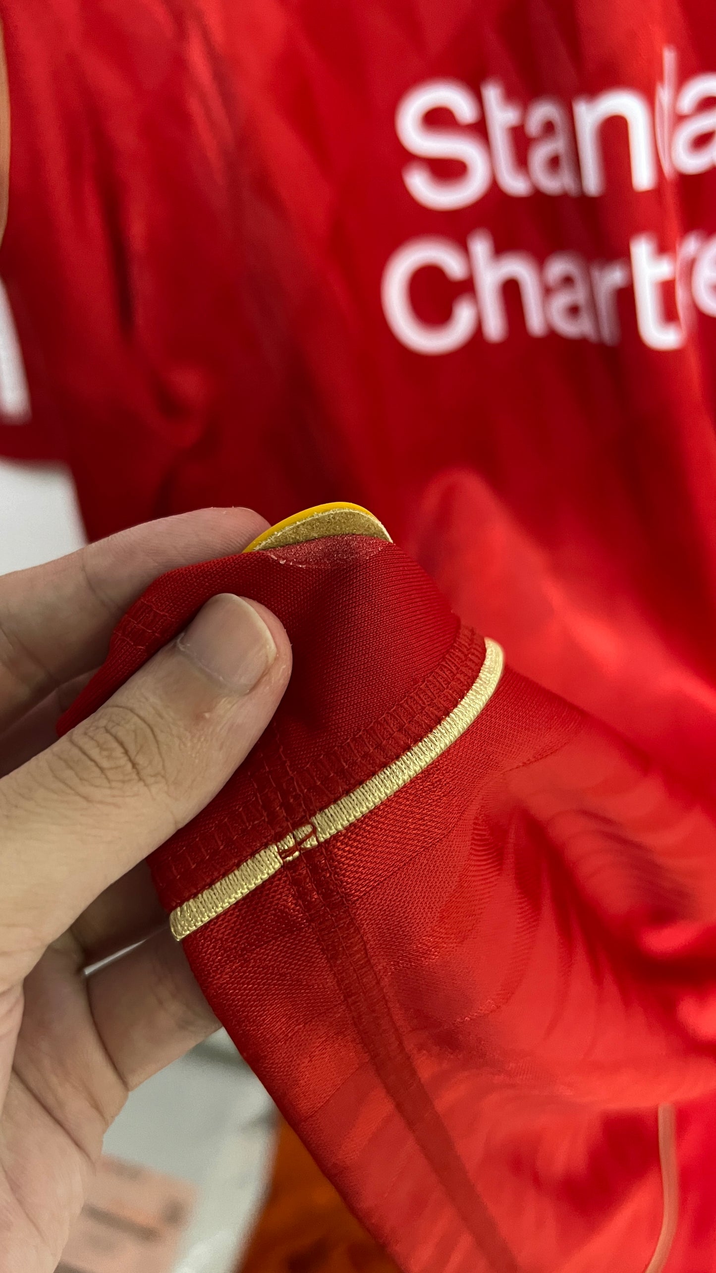 Liverpool 2010-12 Home Shirt Gerrard #8 (XL)