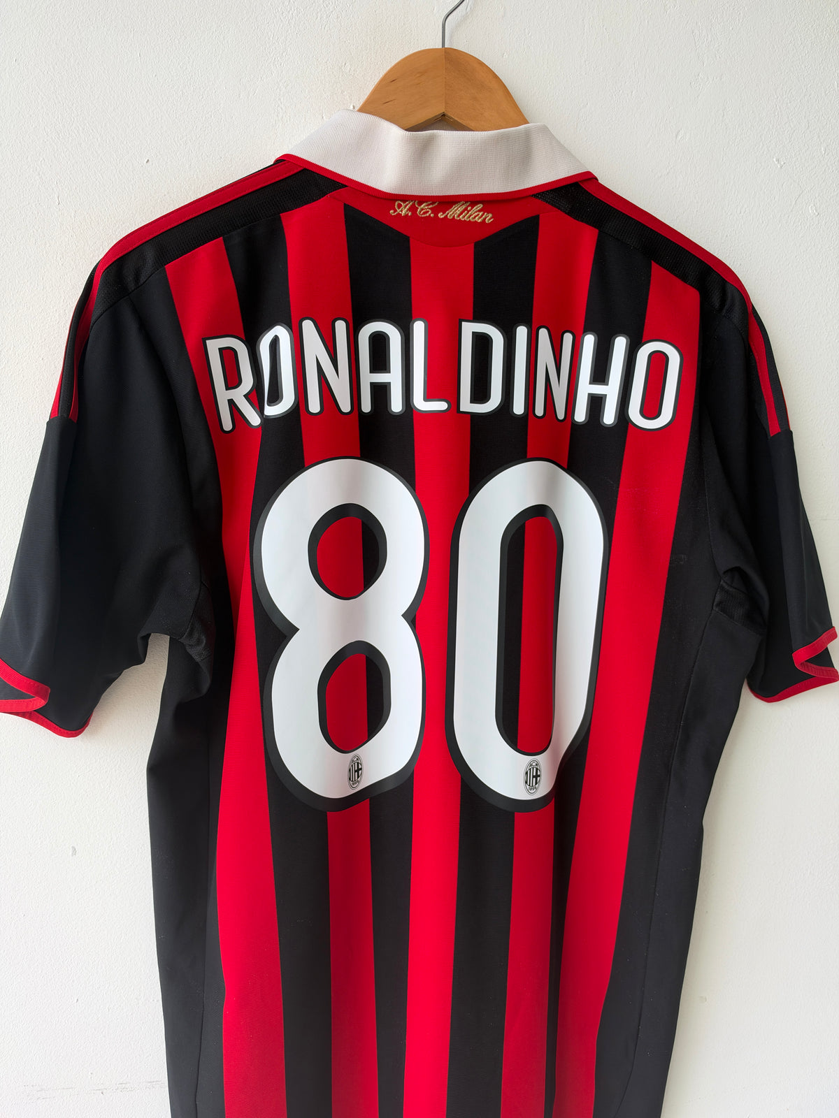(M) AC Milan 2009-10 Home Shirt Ronaldinho #80
