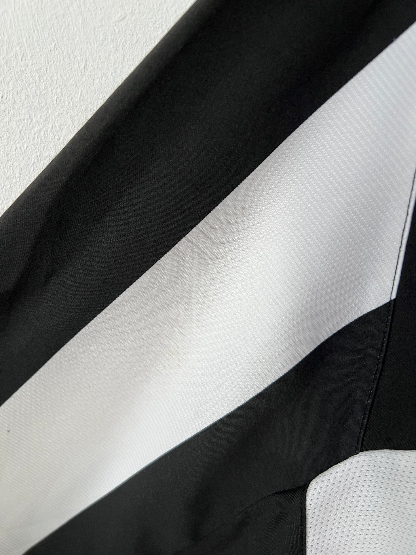 (L) Juventus 2004-05 Home Long Sleeve Shirt Ibrahimovic #9