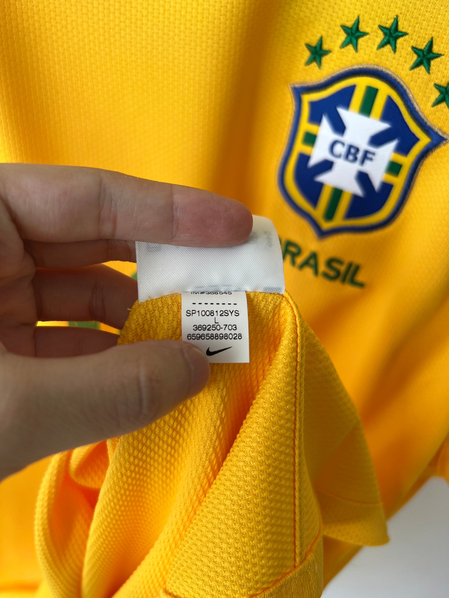 Brazil 2010-11 Home Shirt Kaka #10 (NEW) (L)