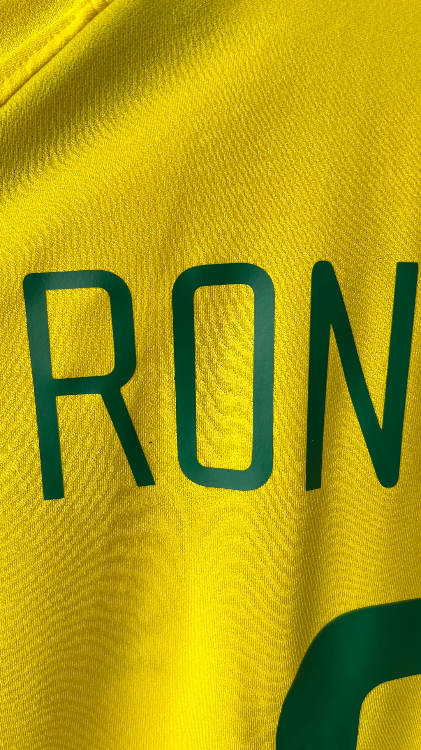 Brazil 2002-04 Home Shirt Ronaldo #9 (L)