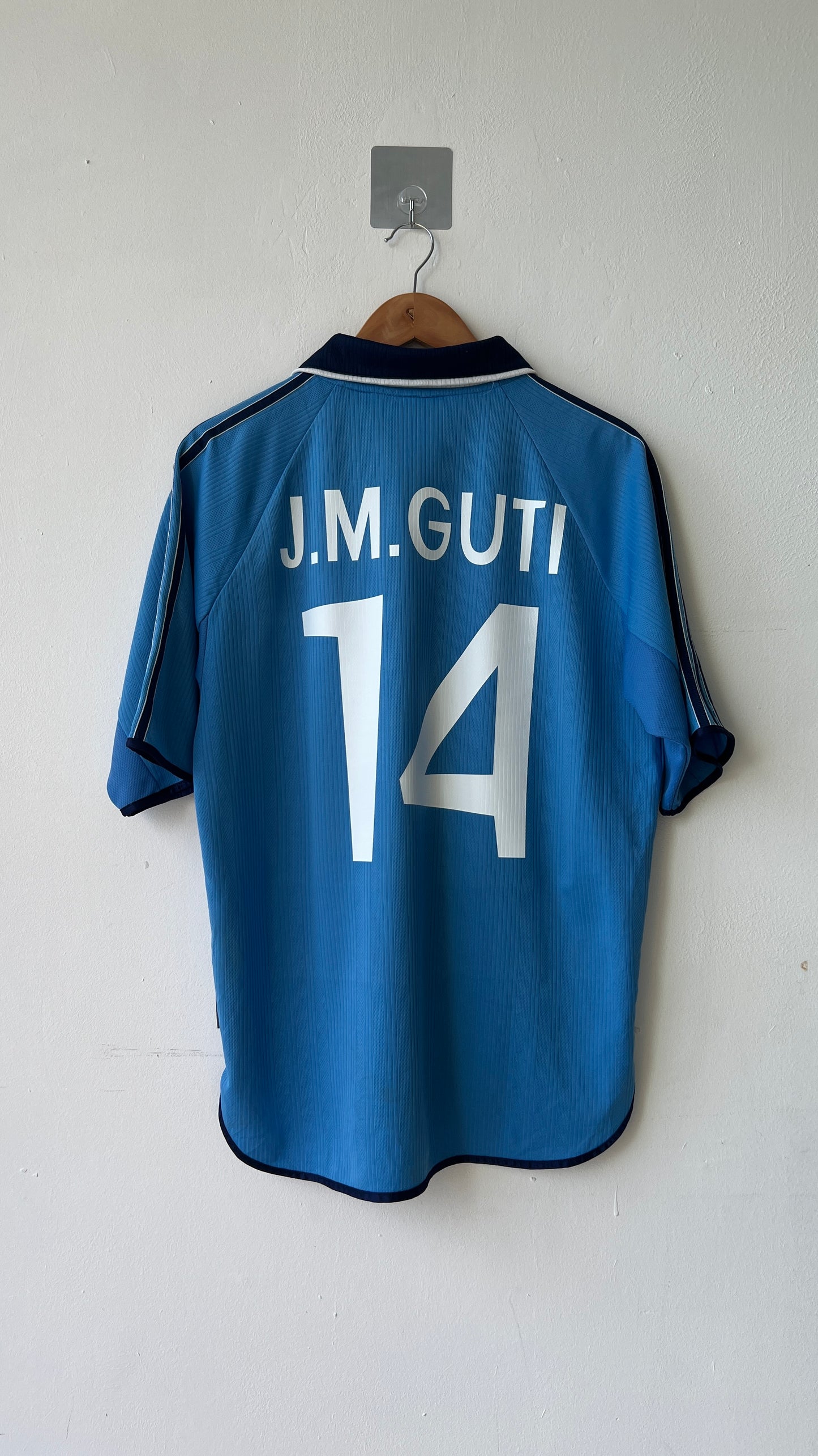 Real Madrid 1999-01 Third Shirt J. M. Guti (M)