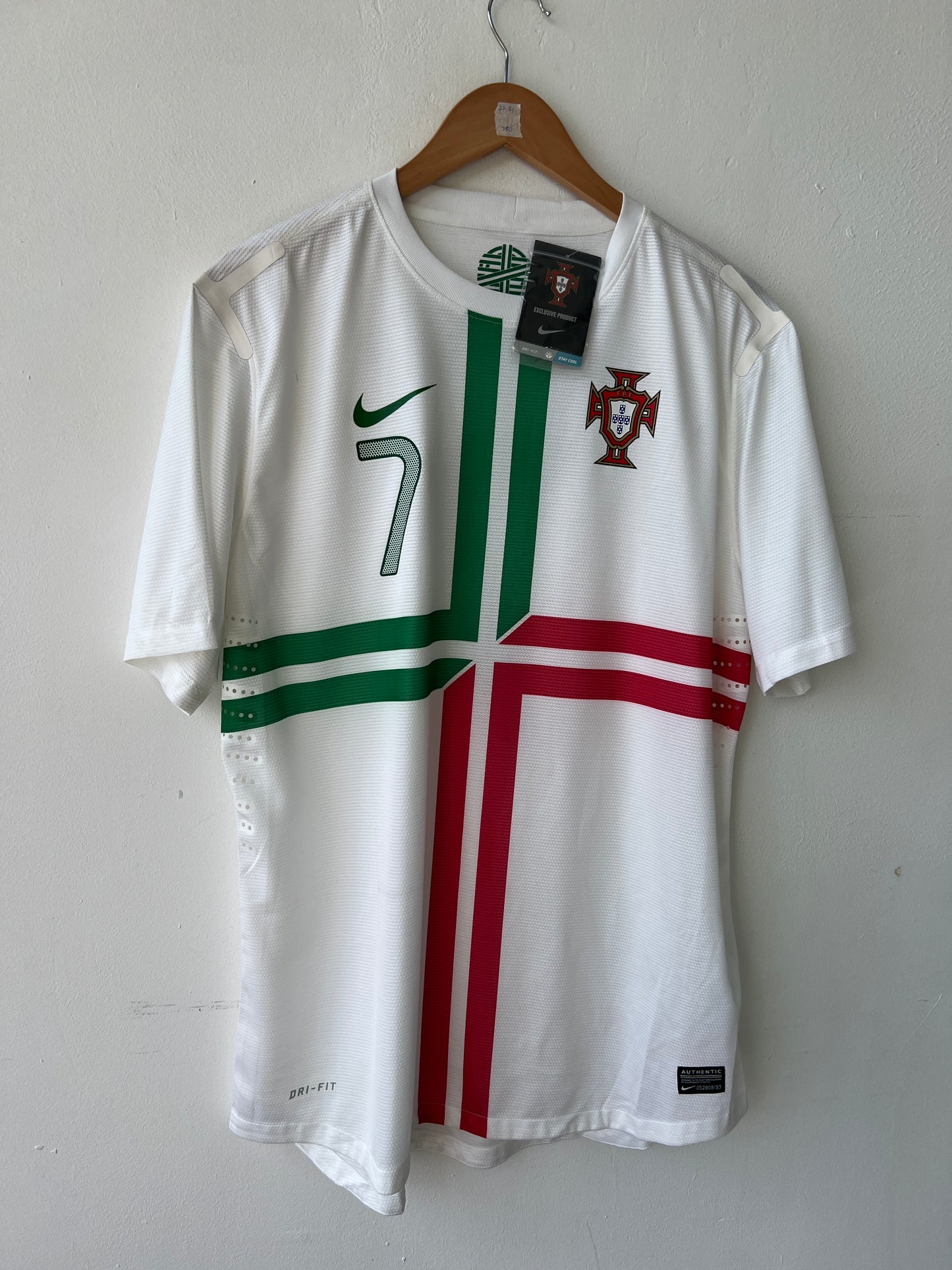 (XL) Portugal 2012-13 Away Player Version Shirt Ronaldo #7 (NEW)