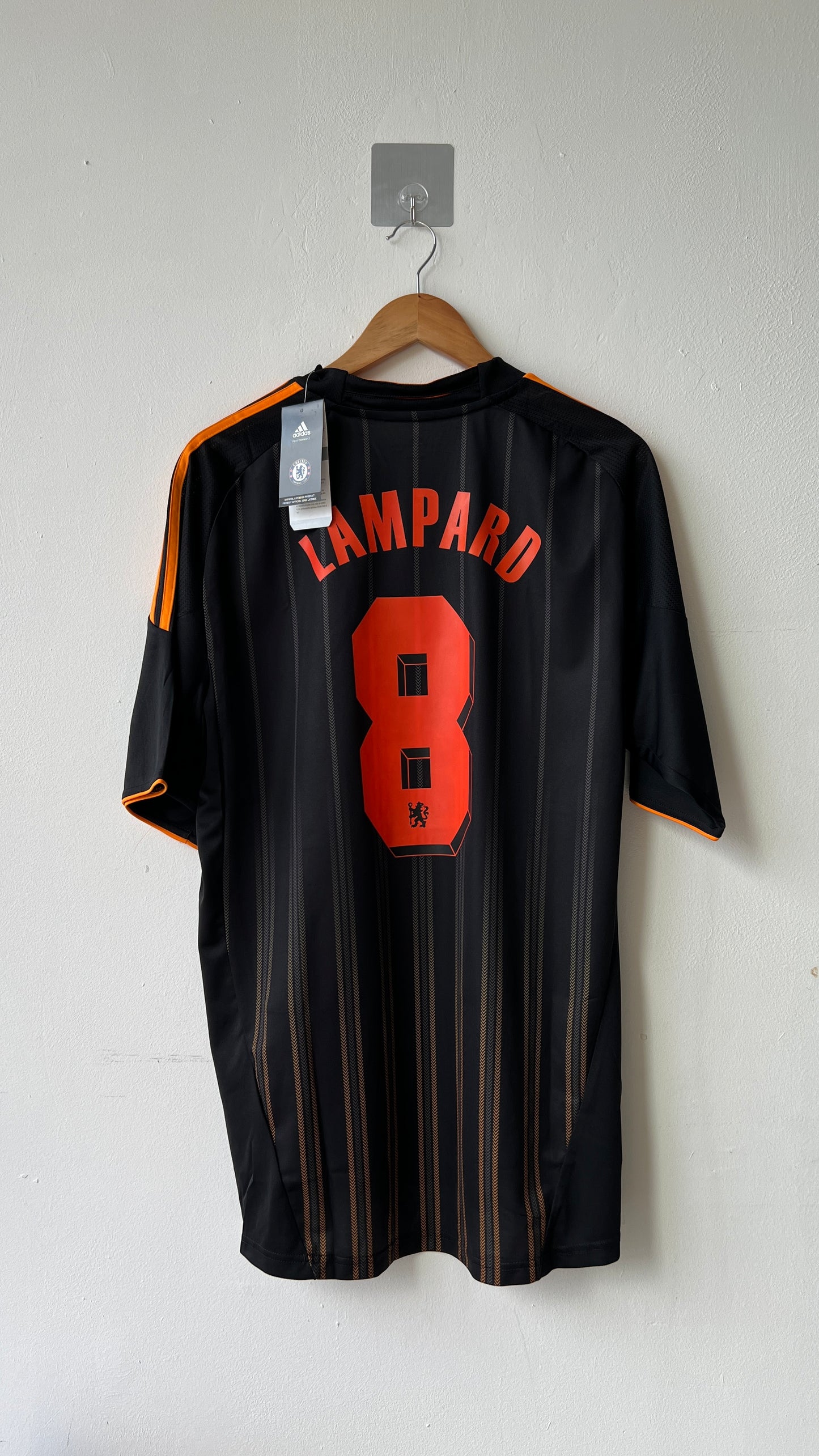 Chelsea 2010-11 Away Shirt Lampard #8 (L) (Brand New)