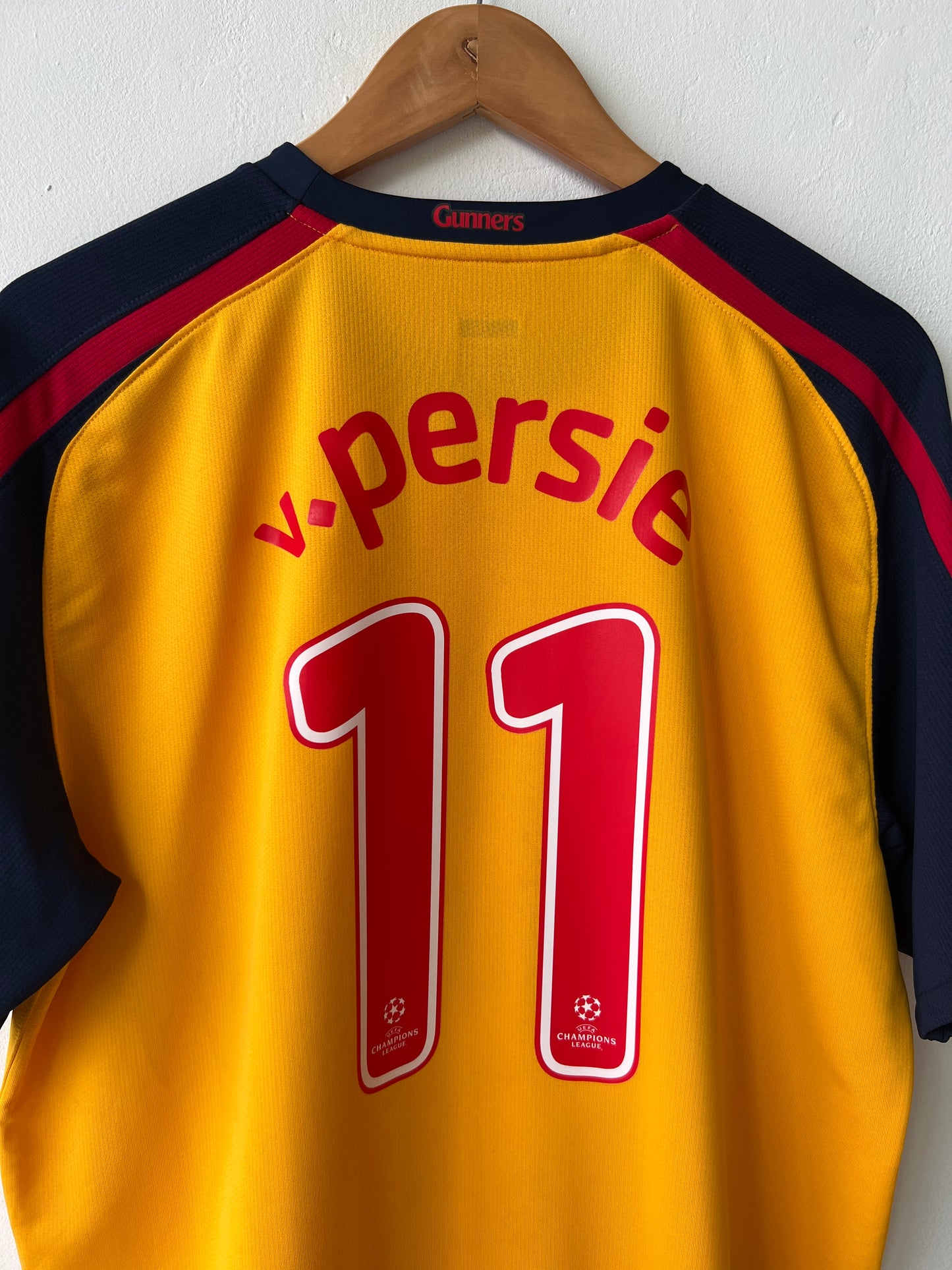 (L) Arsenal 2008-09 Away Shirt v. Persie #11