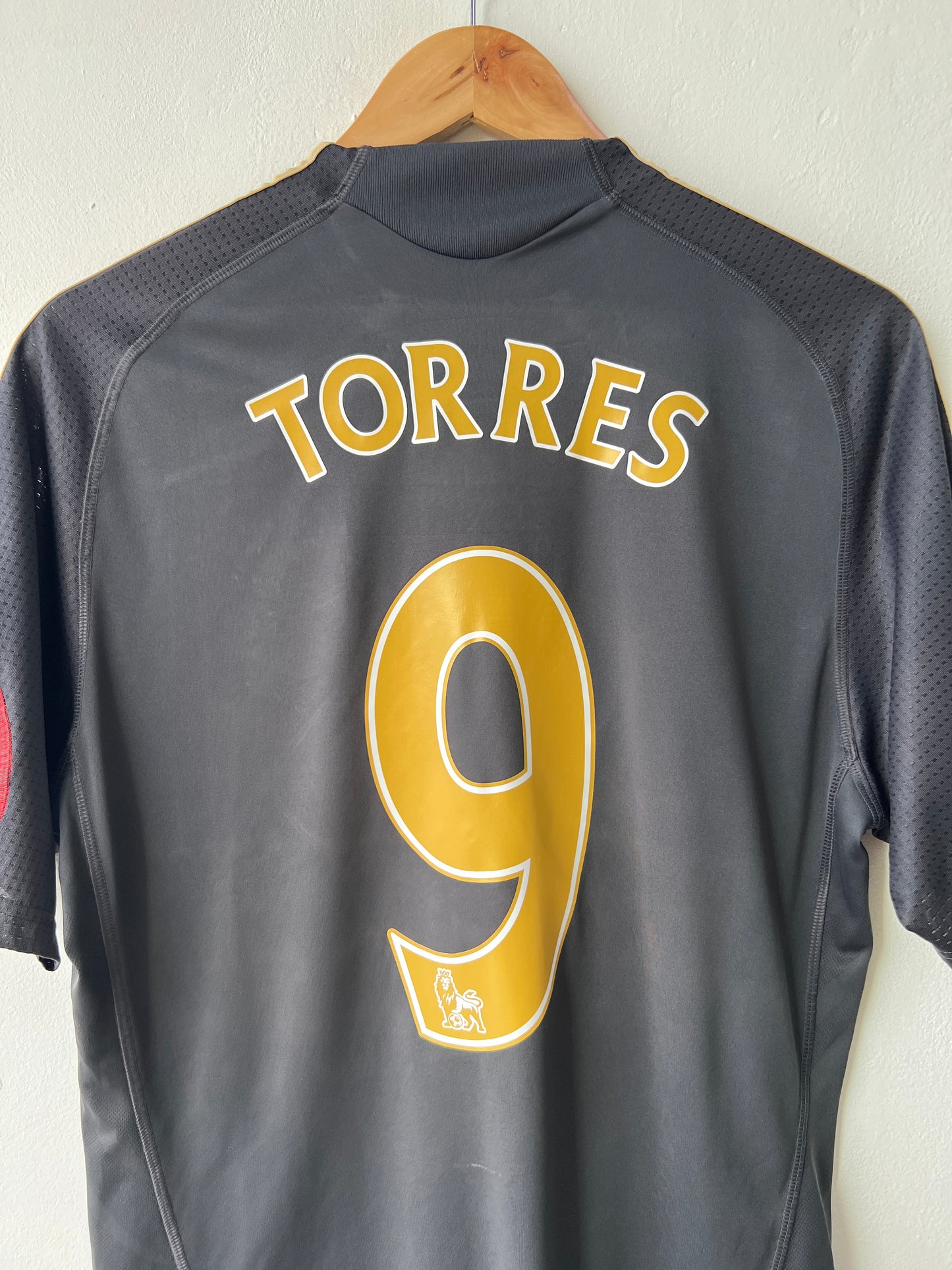 (M) Liverpool 2009-10 Away Shirt Torres #9