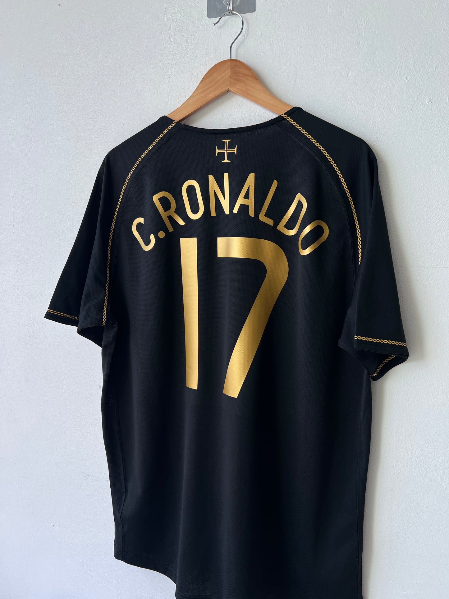 Portugal 2006-08 Away Shirt C. Ronaldo #17 (L)