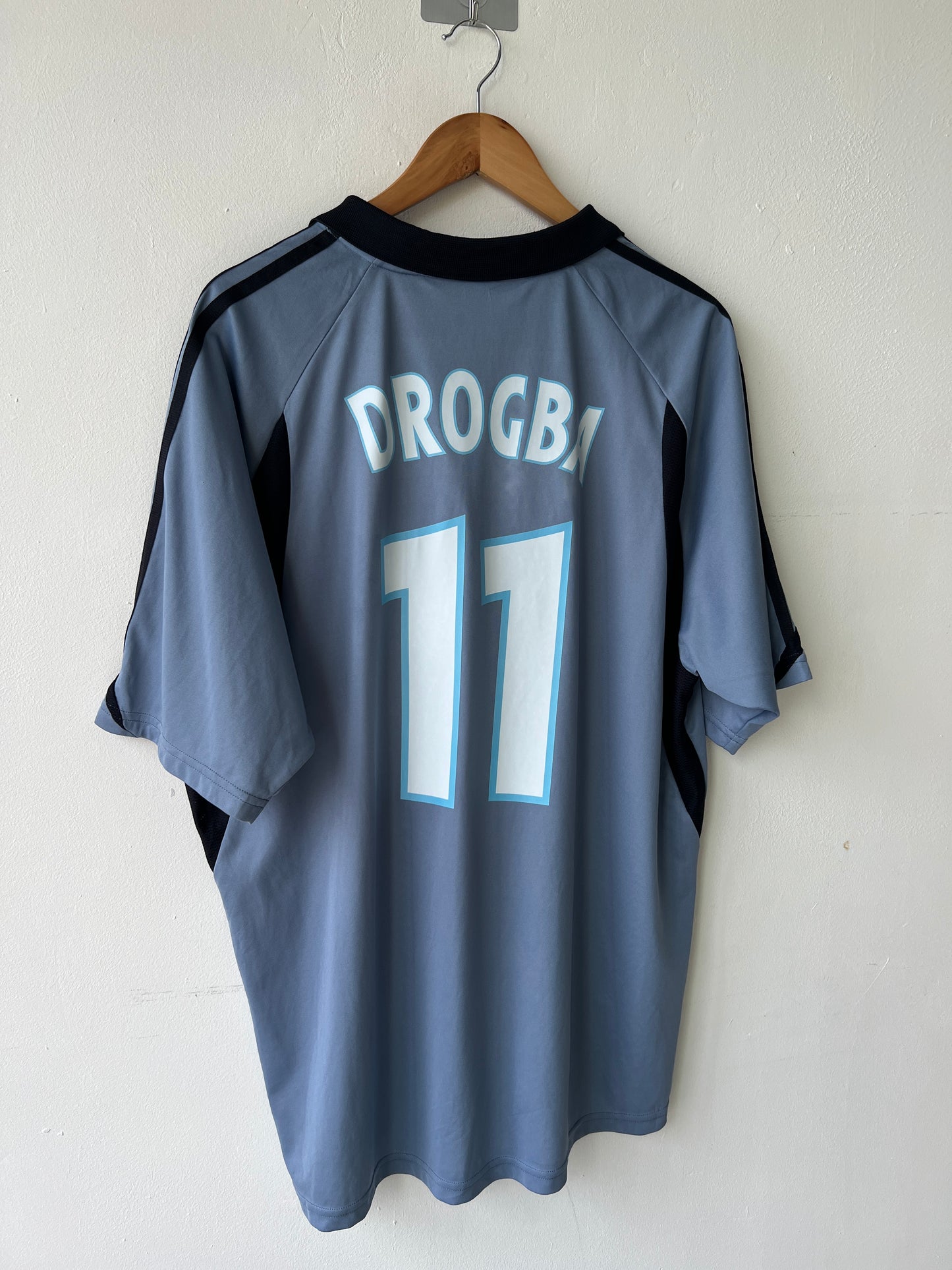 (XL) Olympique Marseille 2003-04 Third Shirt Drogba #11