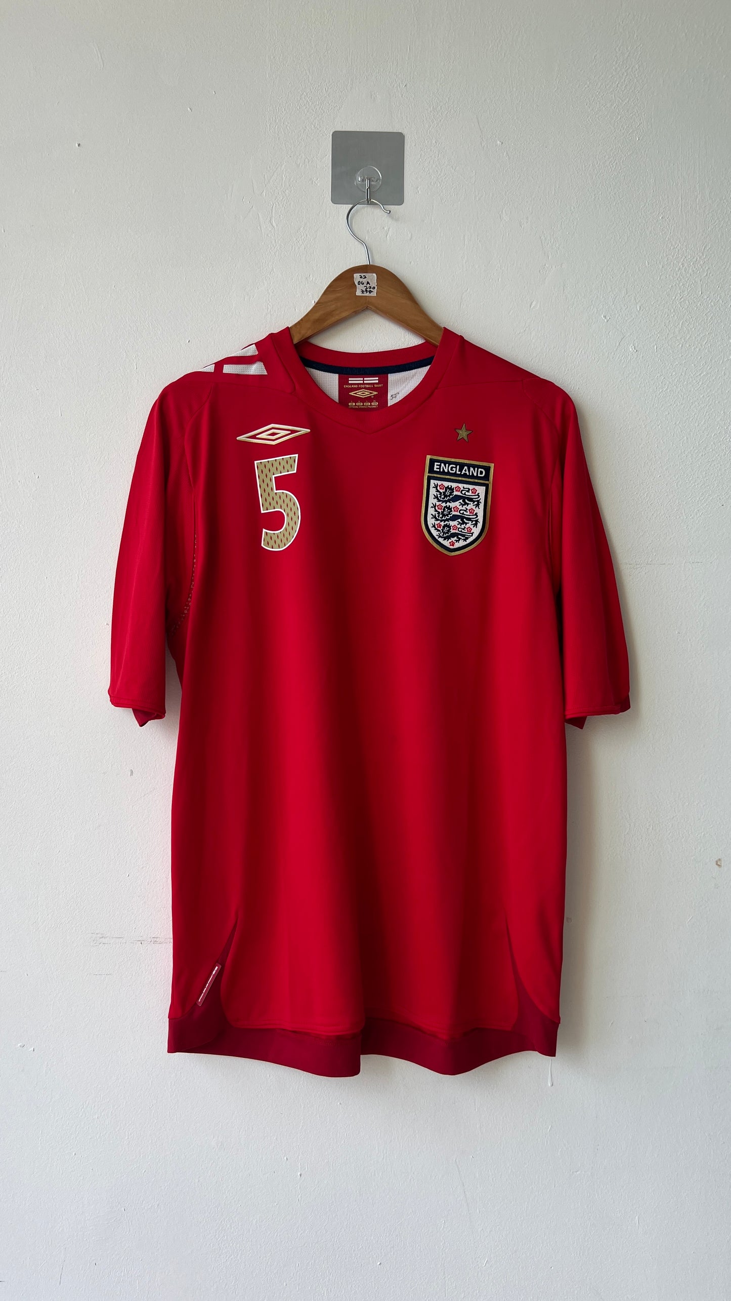 England 2006-08 Away Shirt Ferdinand #5 (L)