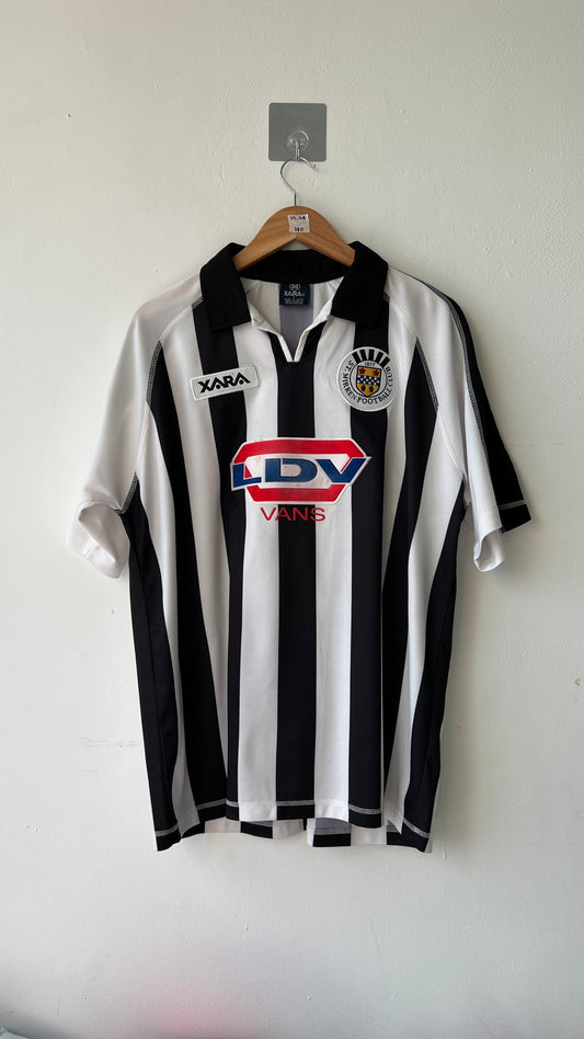 St. Mirren 2000-01 Home Shirt Yardley #11 (L)
