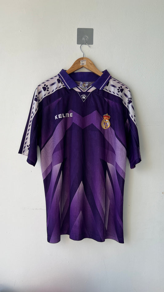 Real Madrid 1996-97 Away Shirt Panucci #17 (M fits L)