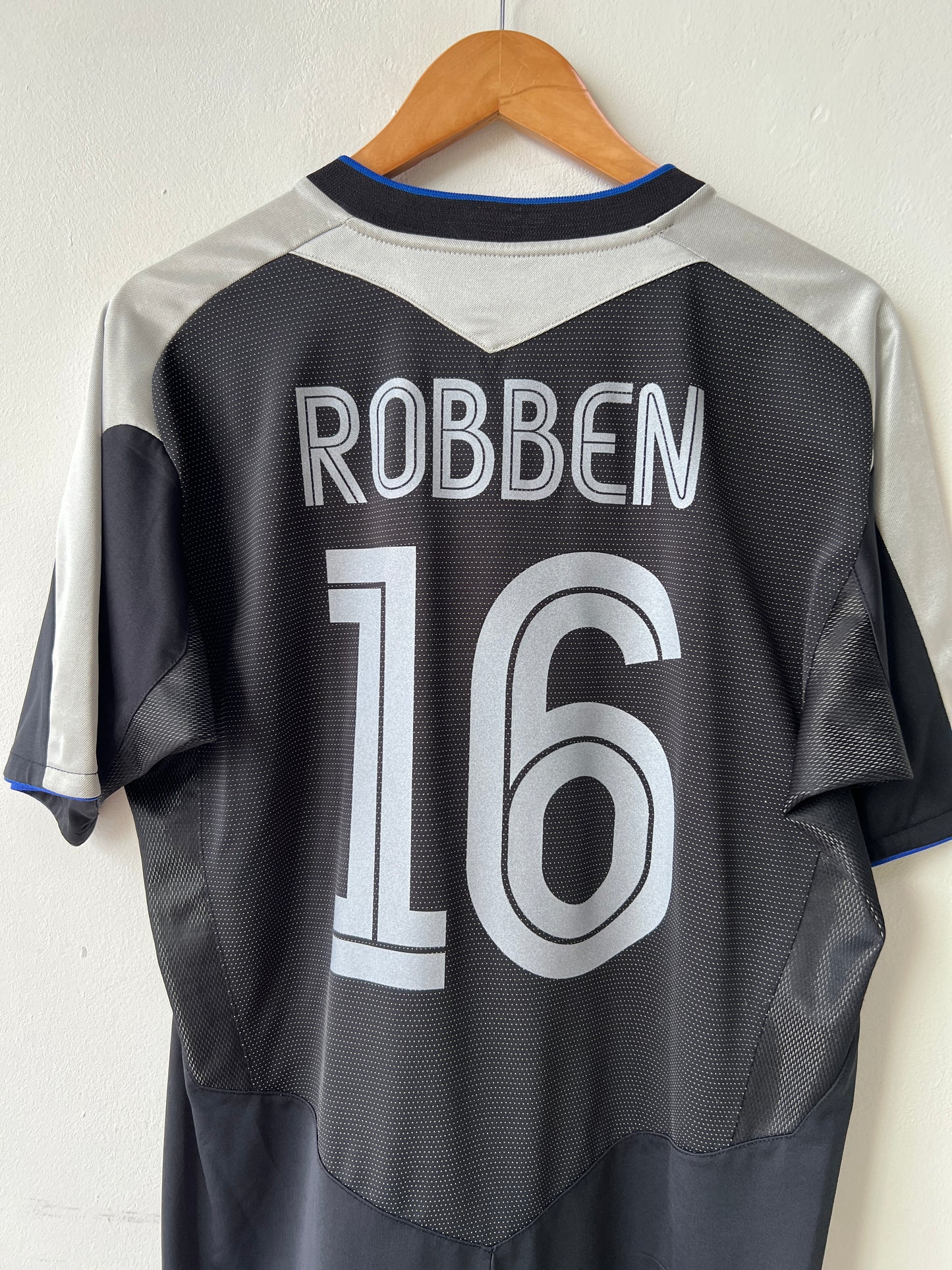 (L) Chelsea 2004-05 Away Shirt Robben #16