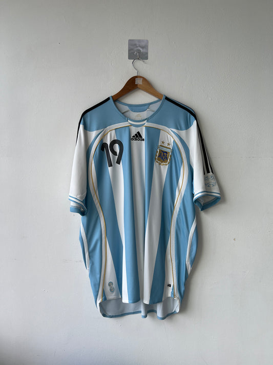 (XL) Argentina 2005-07 Home Shirt Messi #19