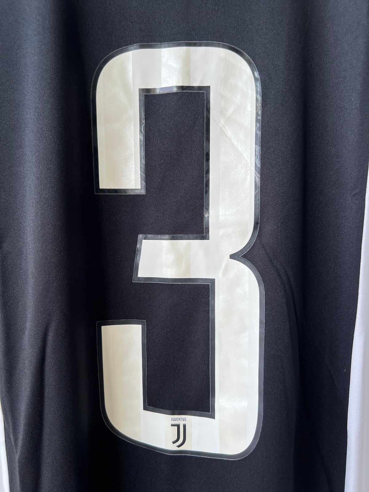(M) Juventus 2017-18 Home Shirt Chiellini #3 (NEW)