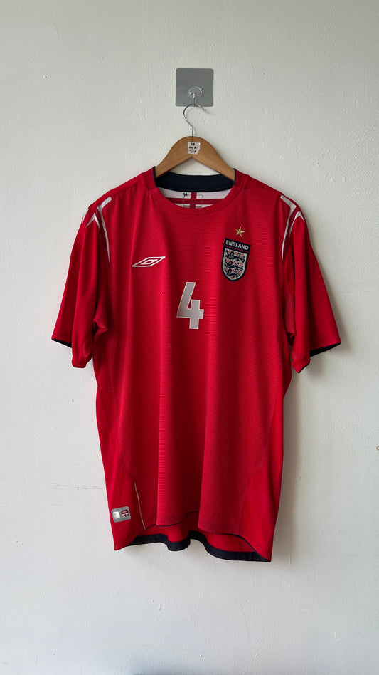 England 2004-06 Away Shirt Gerrard #4 (L)