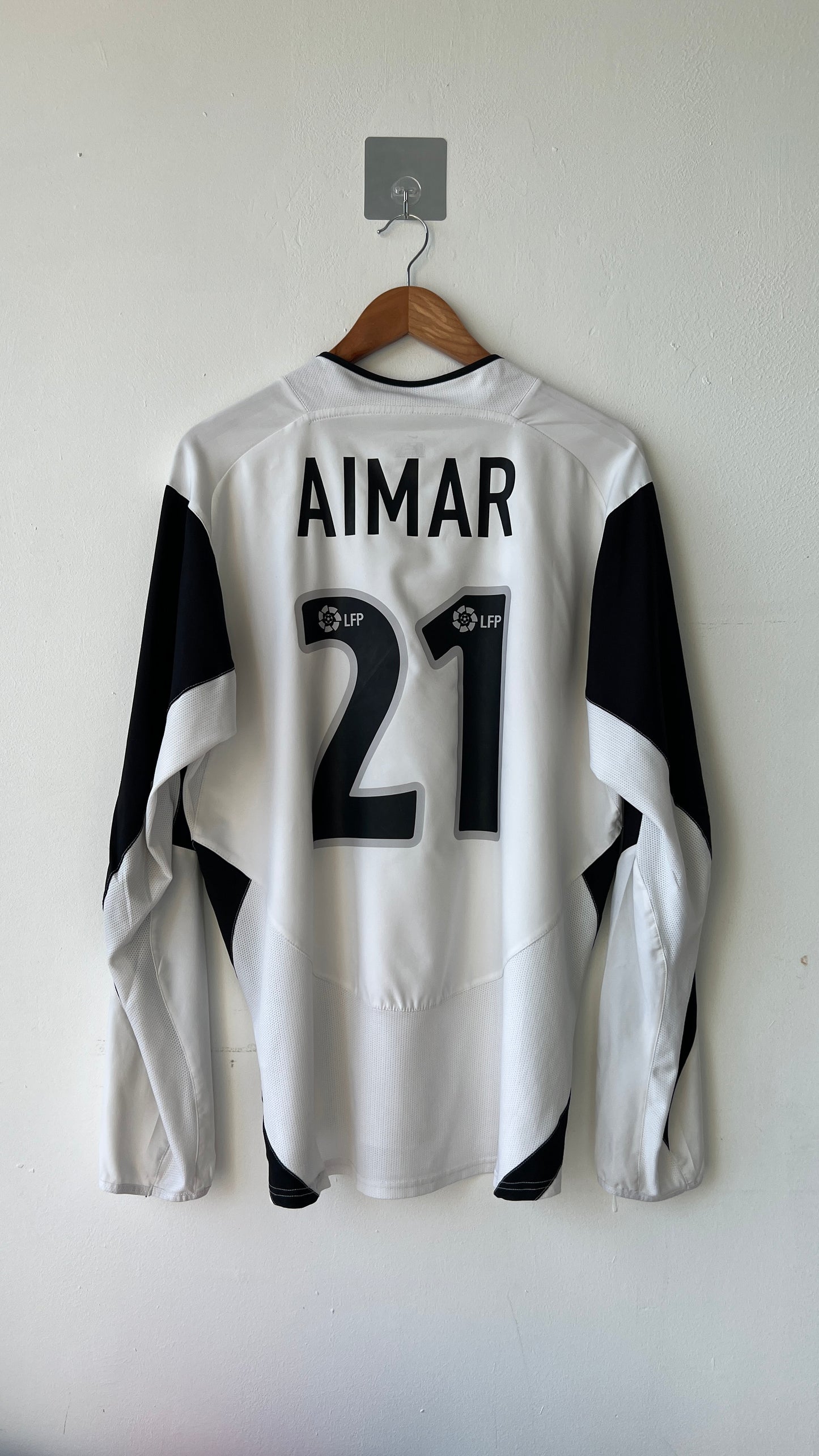 Valencia 2003-04 Home Long Sleeve Shirt Aimar #21 (L)