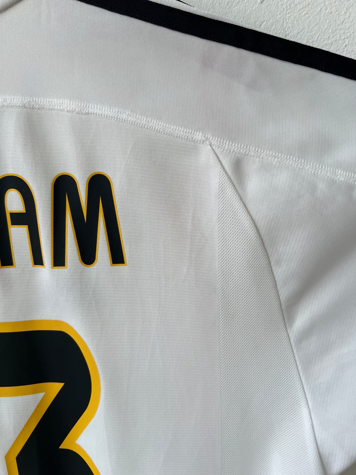 (XL) Real Madrid 2003-04 Home Shirt Beckham #23
