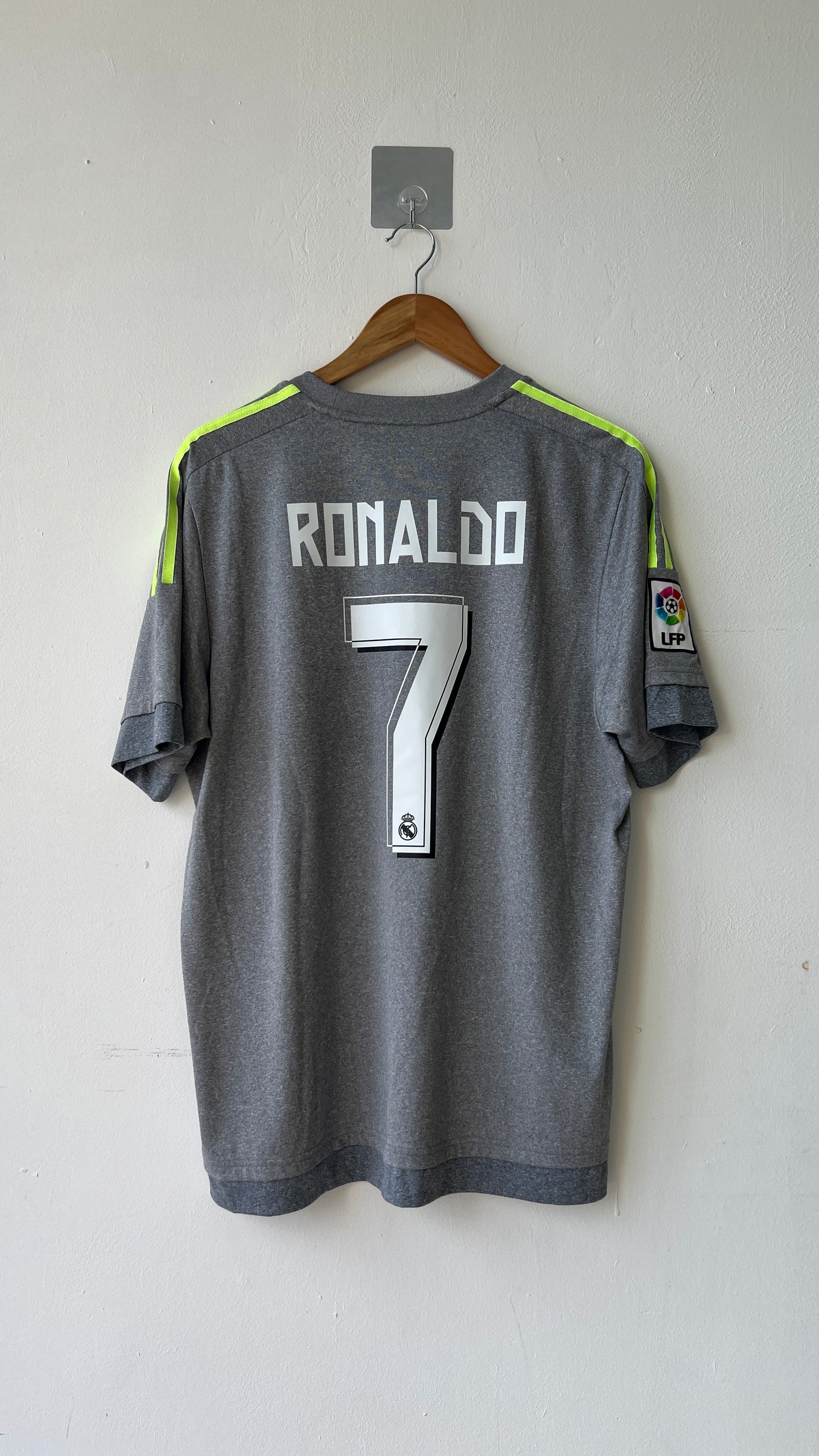 Real Madrid 2015-16 Away Shirt Ronaldo #7 (L)