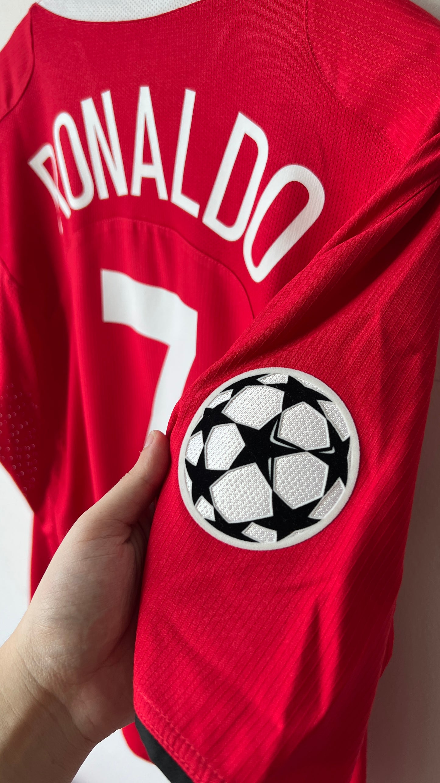 Manchester United 2004-06 Home Shirt Ronaldo #7 (L)