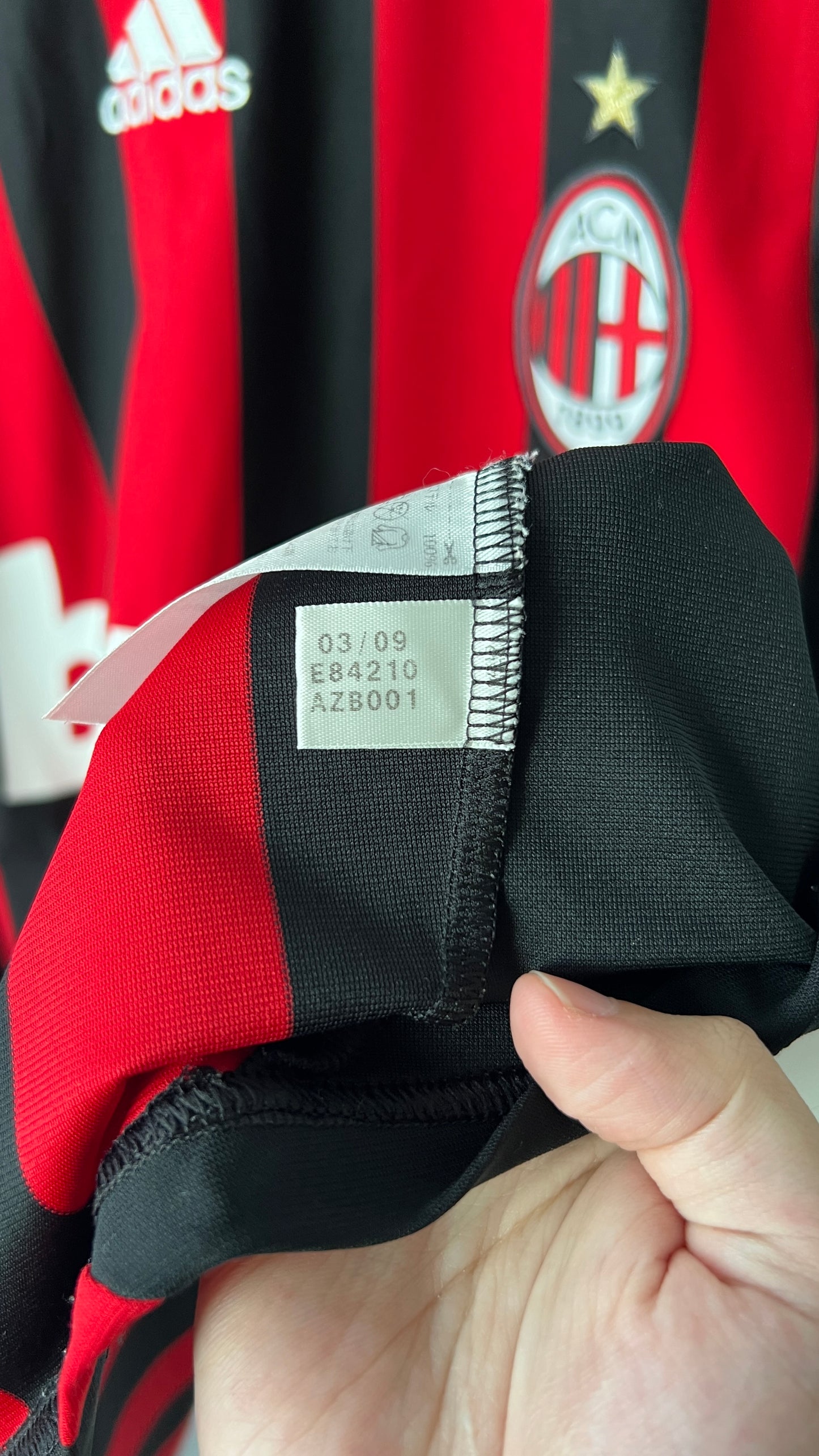 AC Milan 2009-10 Home Shirt Ronaldinho #80 (M)