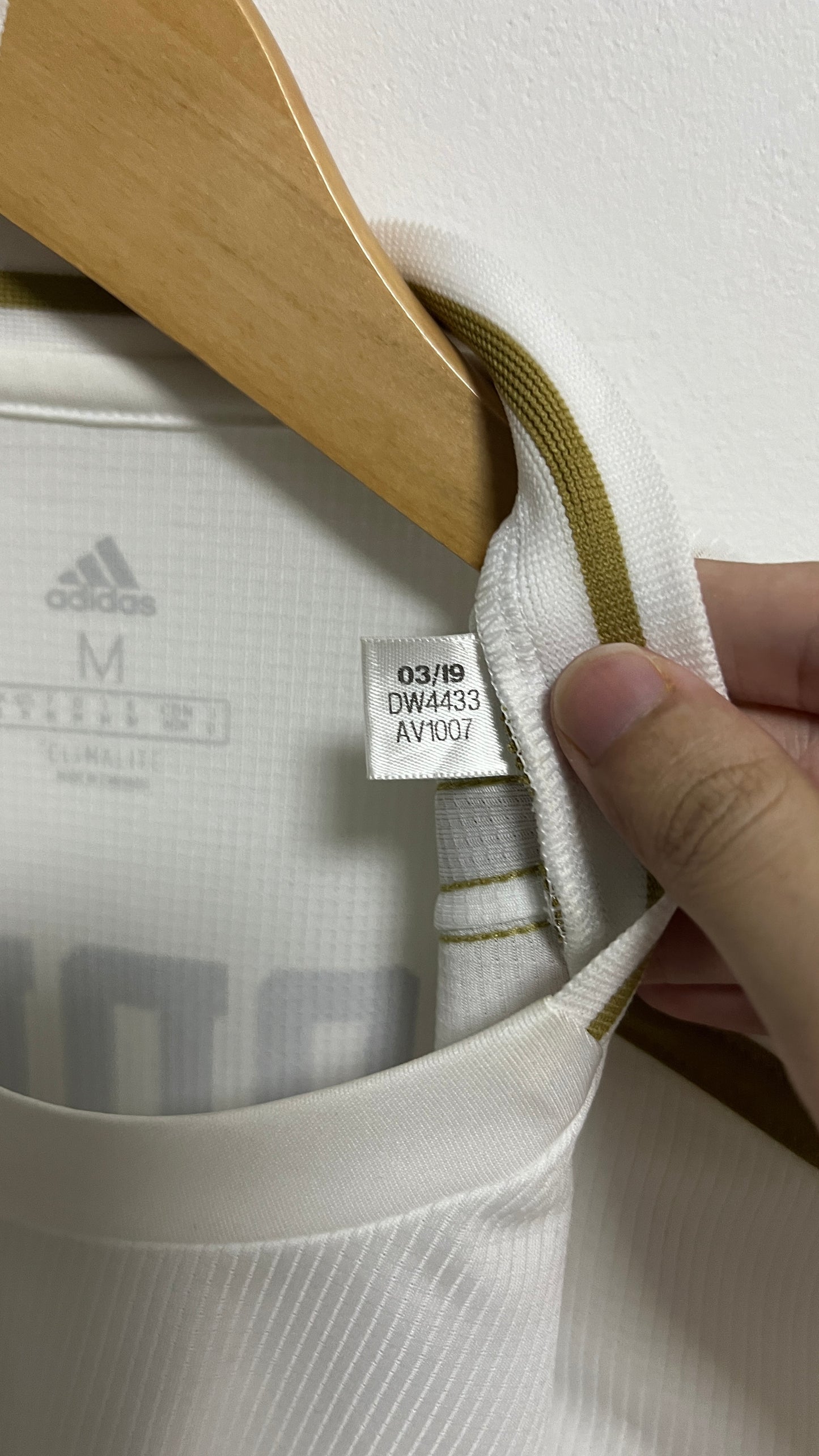 Real Madrid 2019-20 Home Shirt Modric #10 (M)