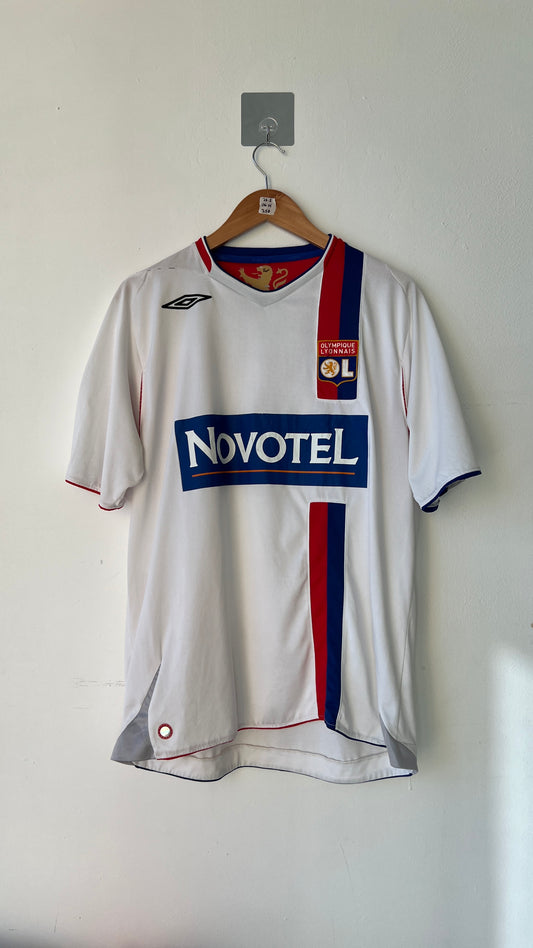 Lyon 2006-08 Home Shirt Benzema #19 (L)