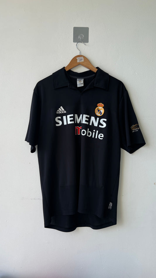Real Madrid 2002-03 Away Shirt Ronaldo #11 (M)
