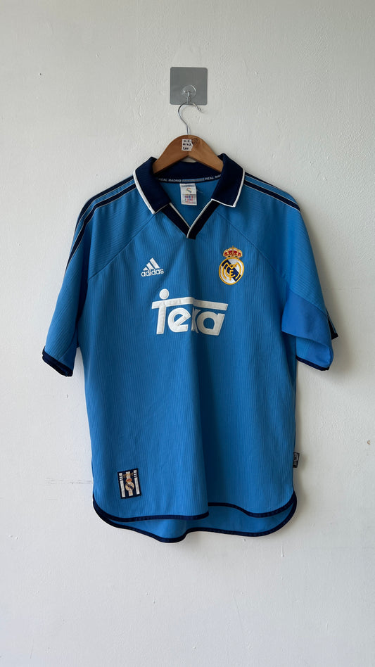 Real Madrid 1999-01 Third Shirt J. M. Guti (M)