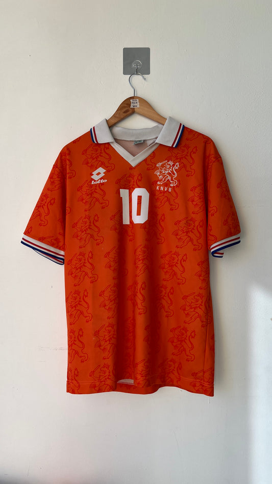 Holland 1994 Home Shirt Bergkamp #10 (M)