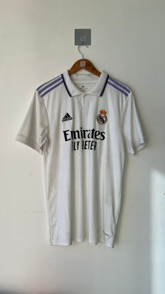 Real Madrid 2022-23 Home Shirt Kroos #8 (M)