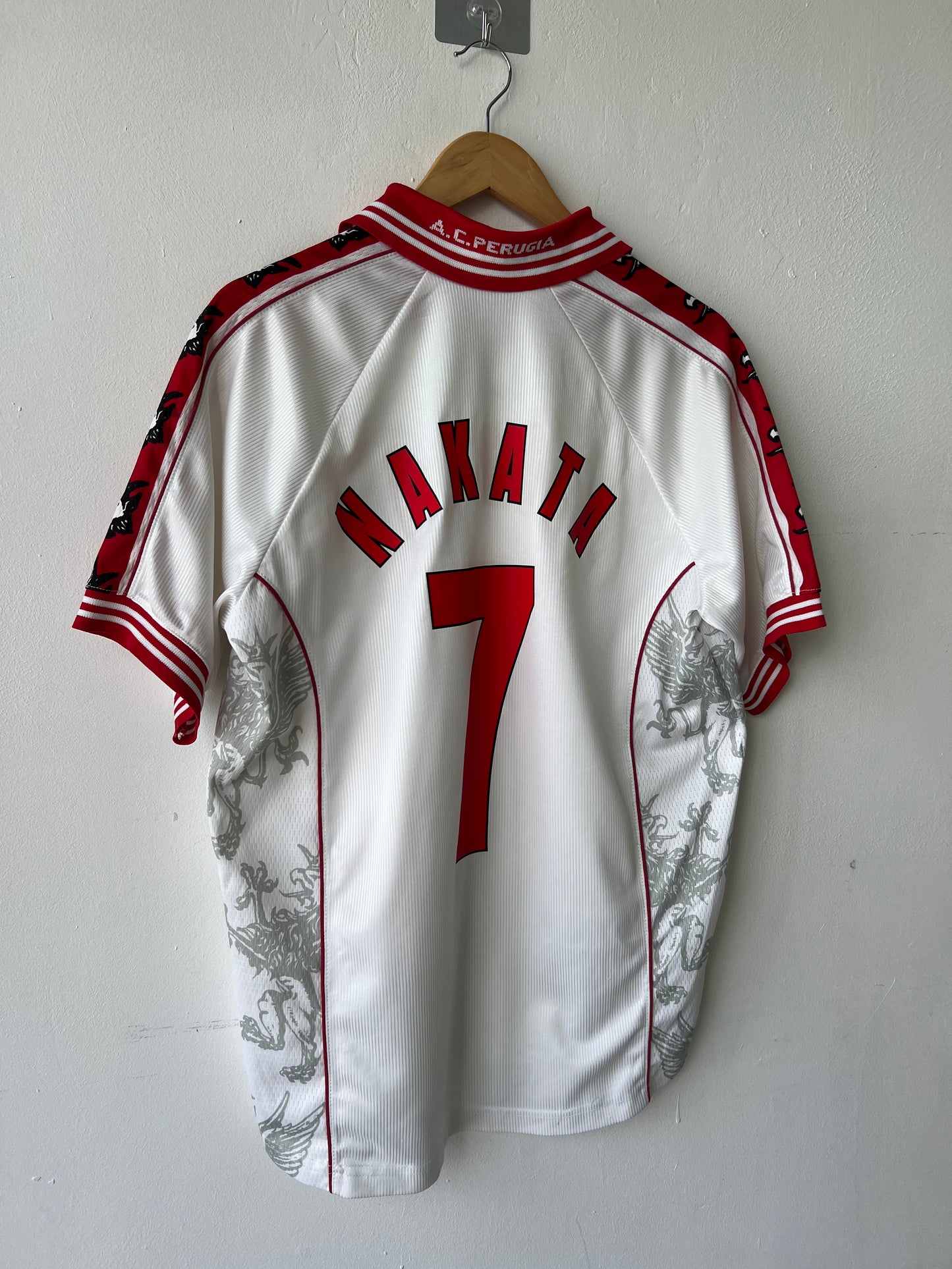 (M fits L) Perugia 1999-00 Away Shirt Nakata #7