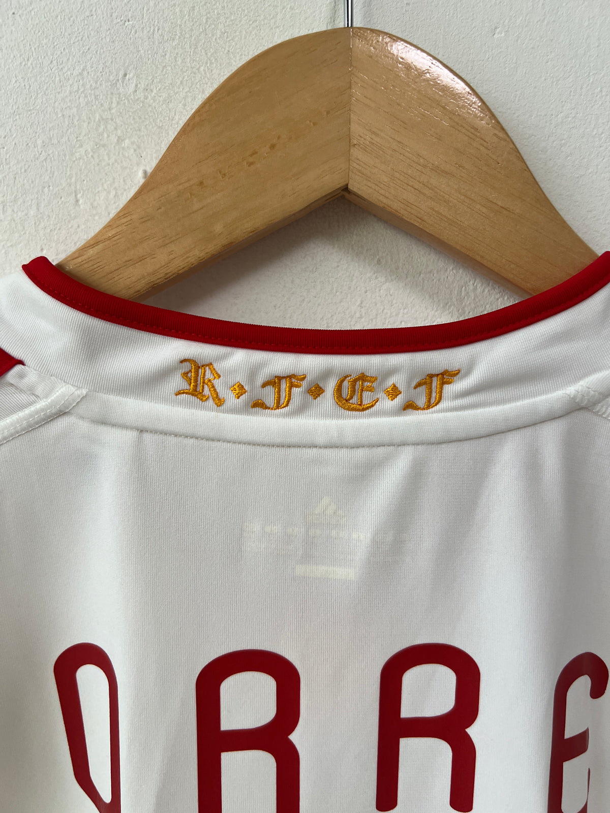 (M) Spain 2011-12 Away Shirt Torres #9